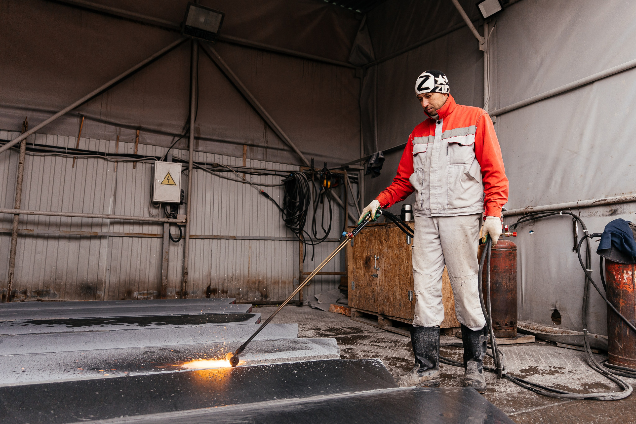 Камнеобрабатывающий завод. Ваш самый лучший фотограф!