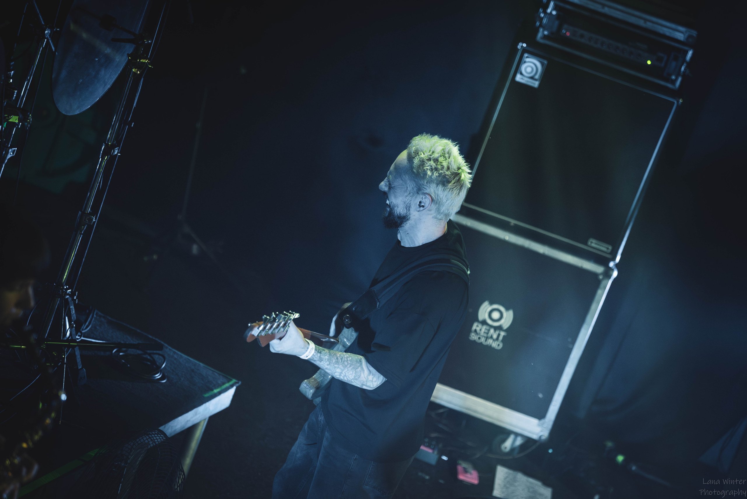 7000$ (29 июня 2025 года, Москва, клуб Урбан). Фотограф Светлана Блинова, Москва и Московская область