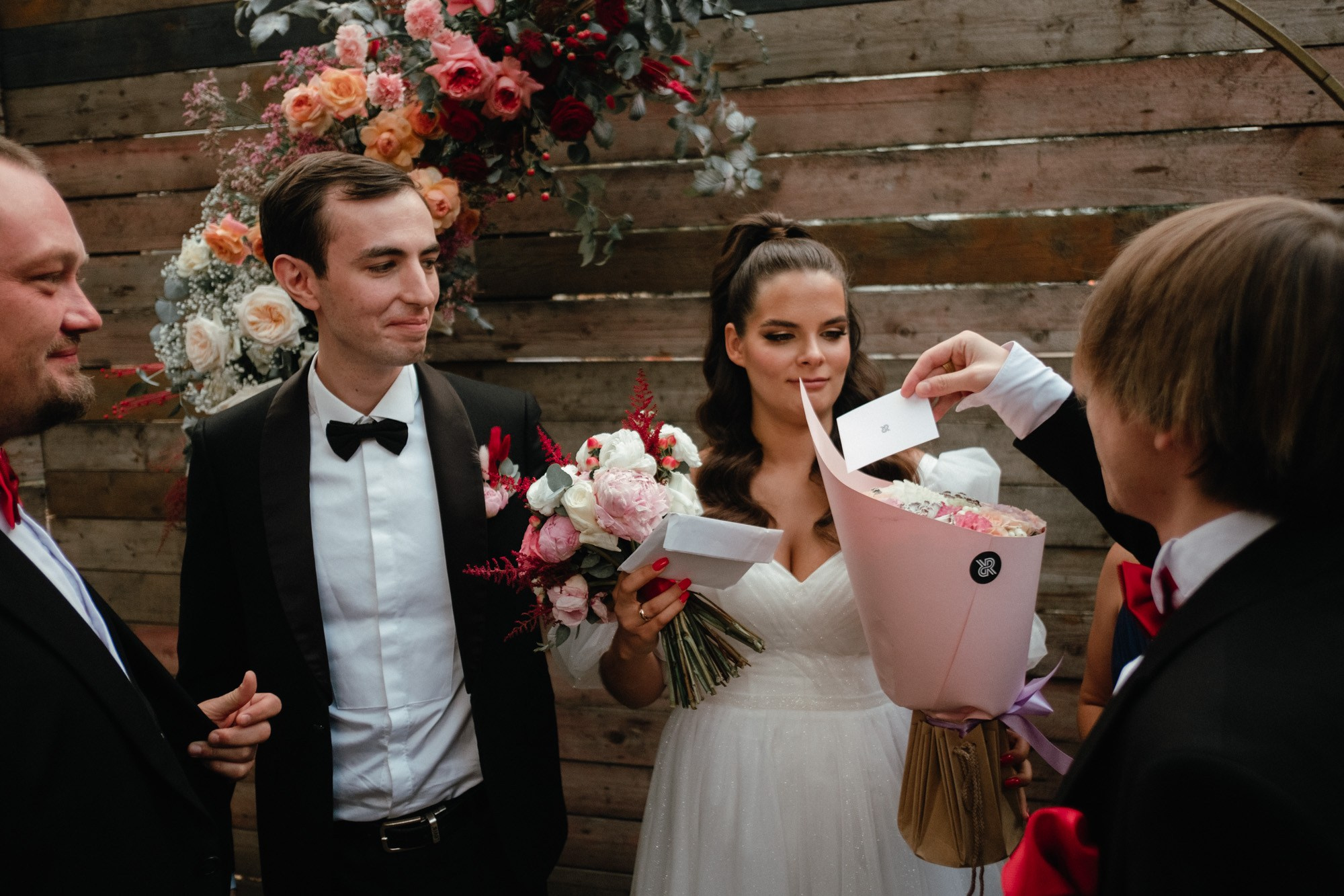 Позовем всех?. Свадебный фотограф Александра Тюлякова