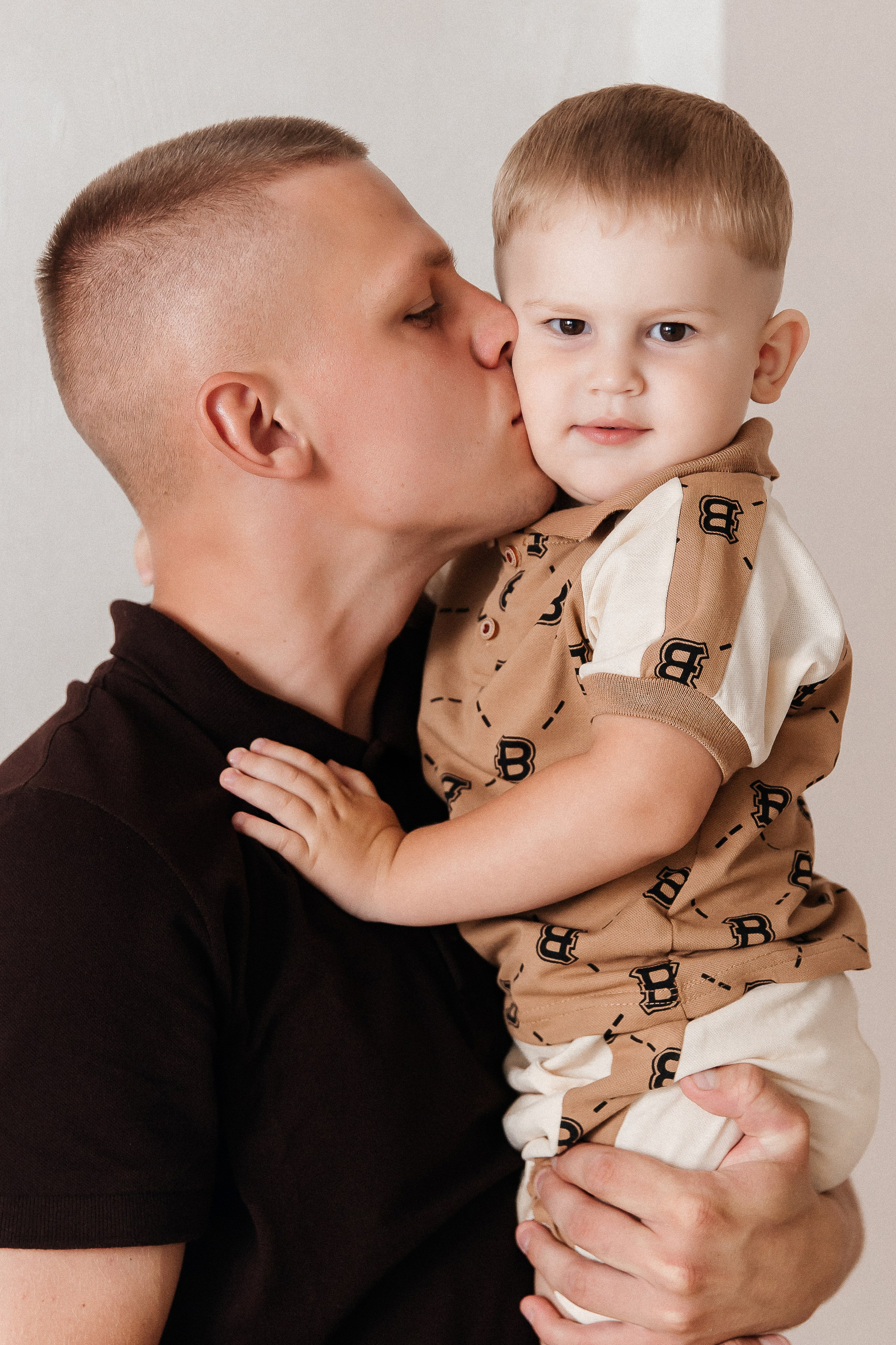 2 годика Матвею 🎂. Детская и семейная фотостудия Кемерово. Фотосессии на годик под ключ!