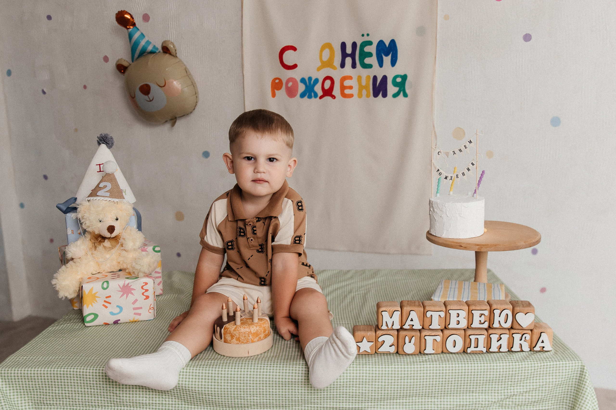 Детская и семейная фотостудия Кемерово. Фотосессии на годик под ключ!