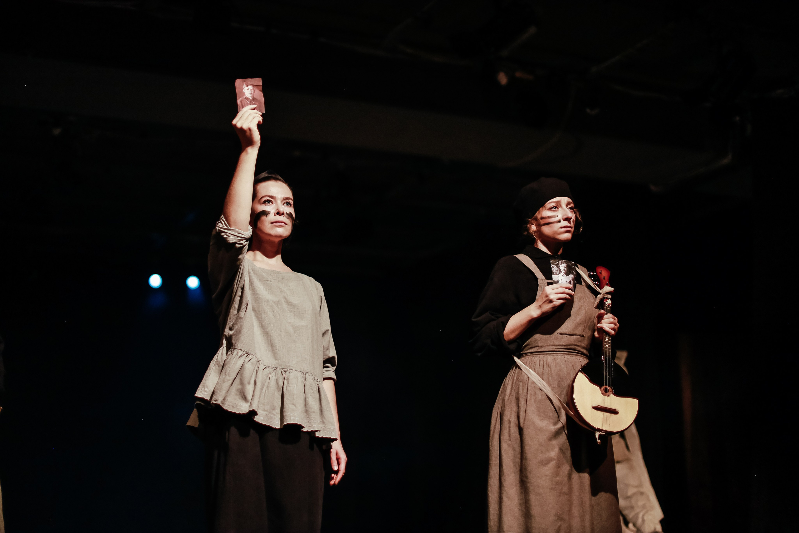 «Марьино поле». Молодежный театр Алтая. Режиссёр Ирина Астафьева. Фоторепортаж. Театральная фотосъёмка