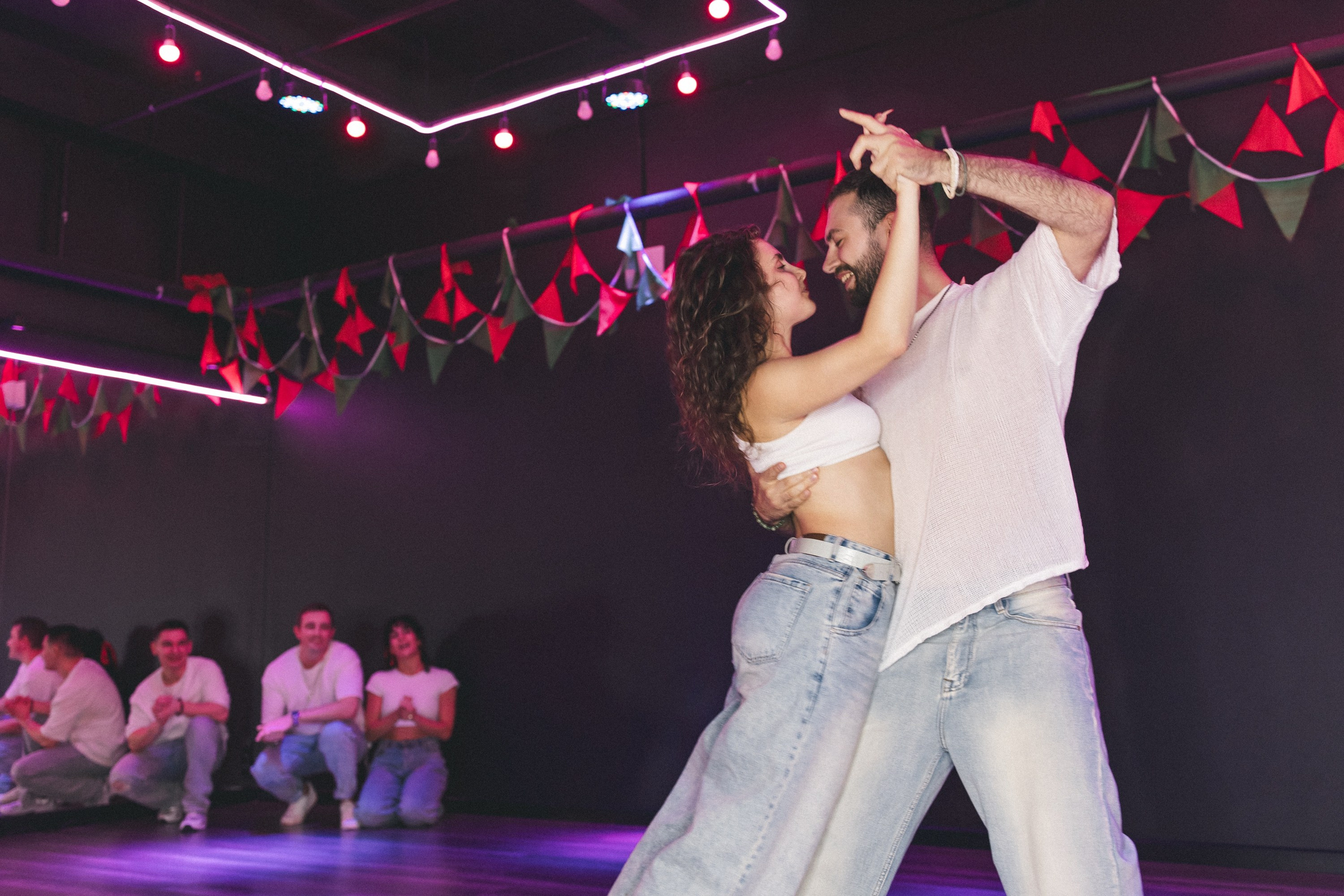Танцевальная вечеринка) В ритме вечера. Репортажная фотосъёмка мероприятий и бизнес-конференций в Москве — Татьяна Фомичёва