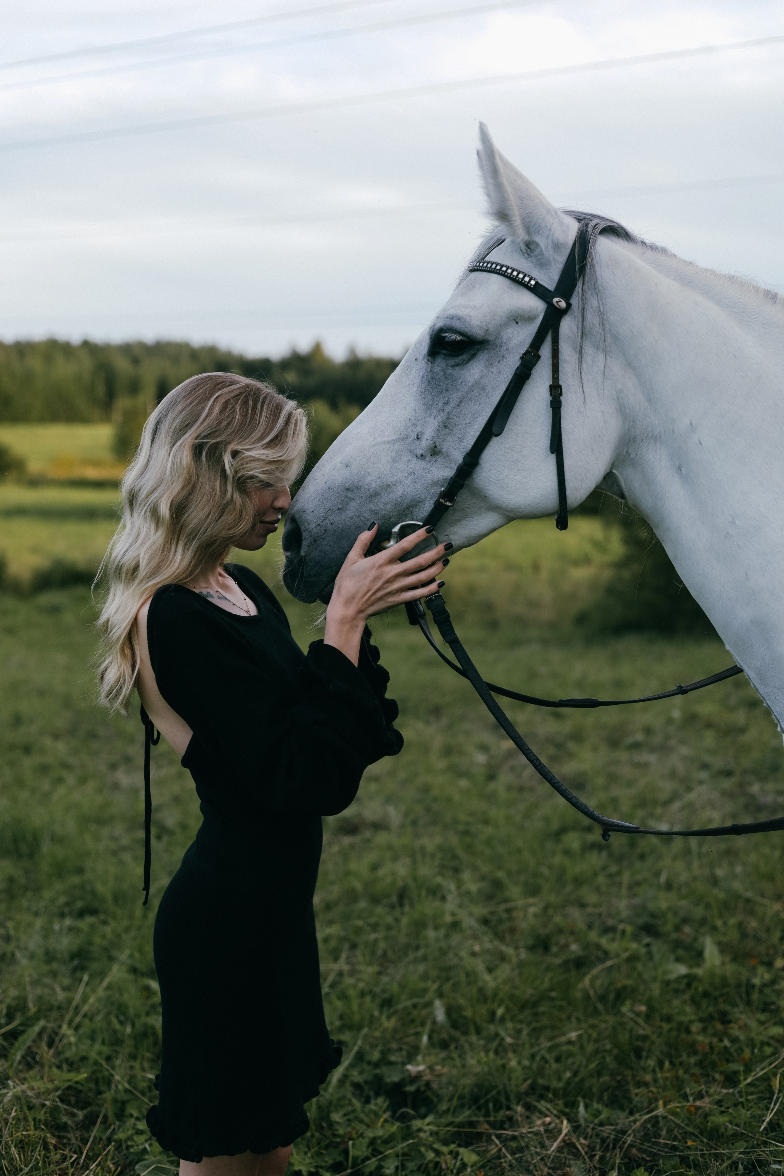 Александра. Главная