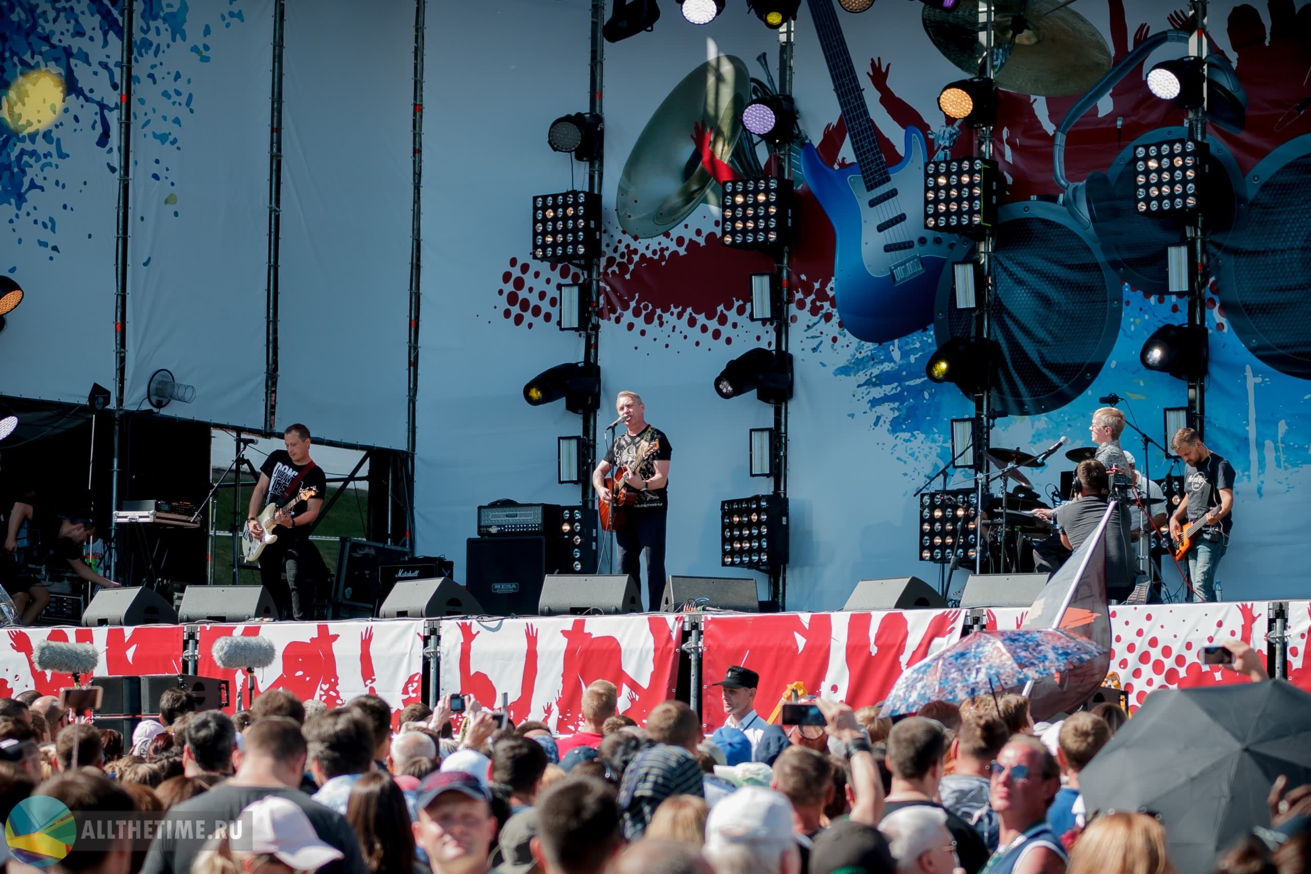 НАШИ В ГОРОДЕ. Магия музыки в кадре: Концертная Фотография