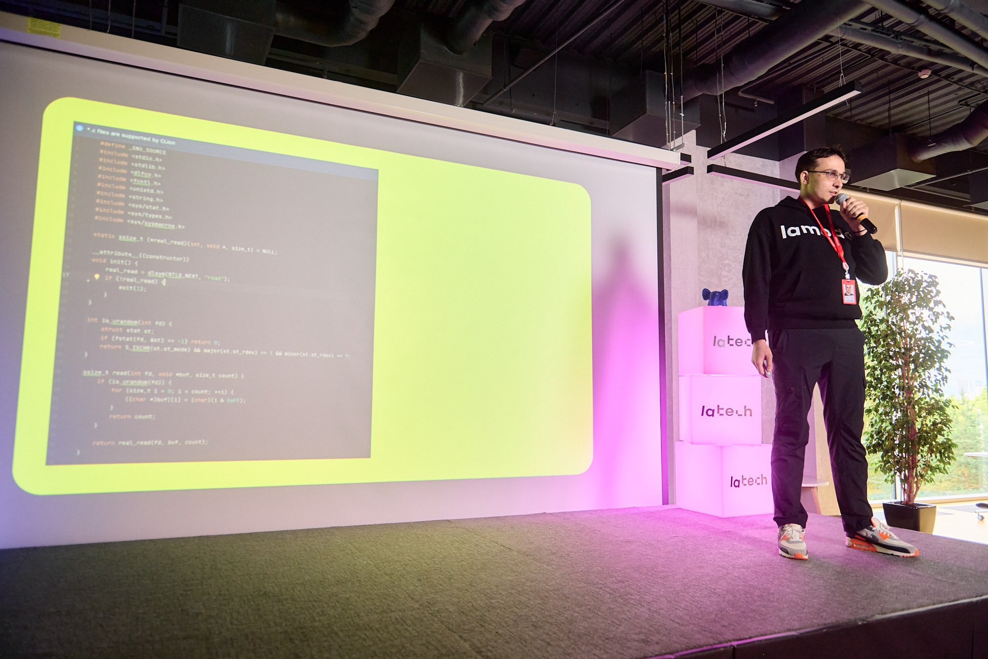 Пыхап х LaTech. Репортажный фотограф в Москве Вадим Францев