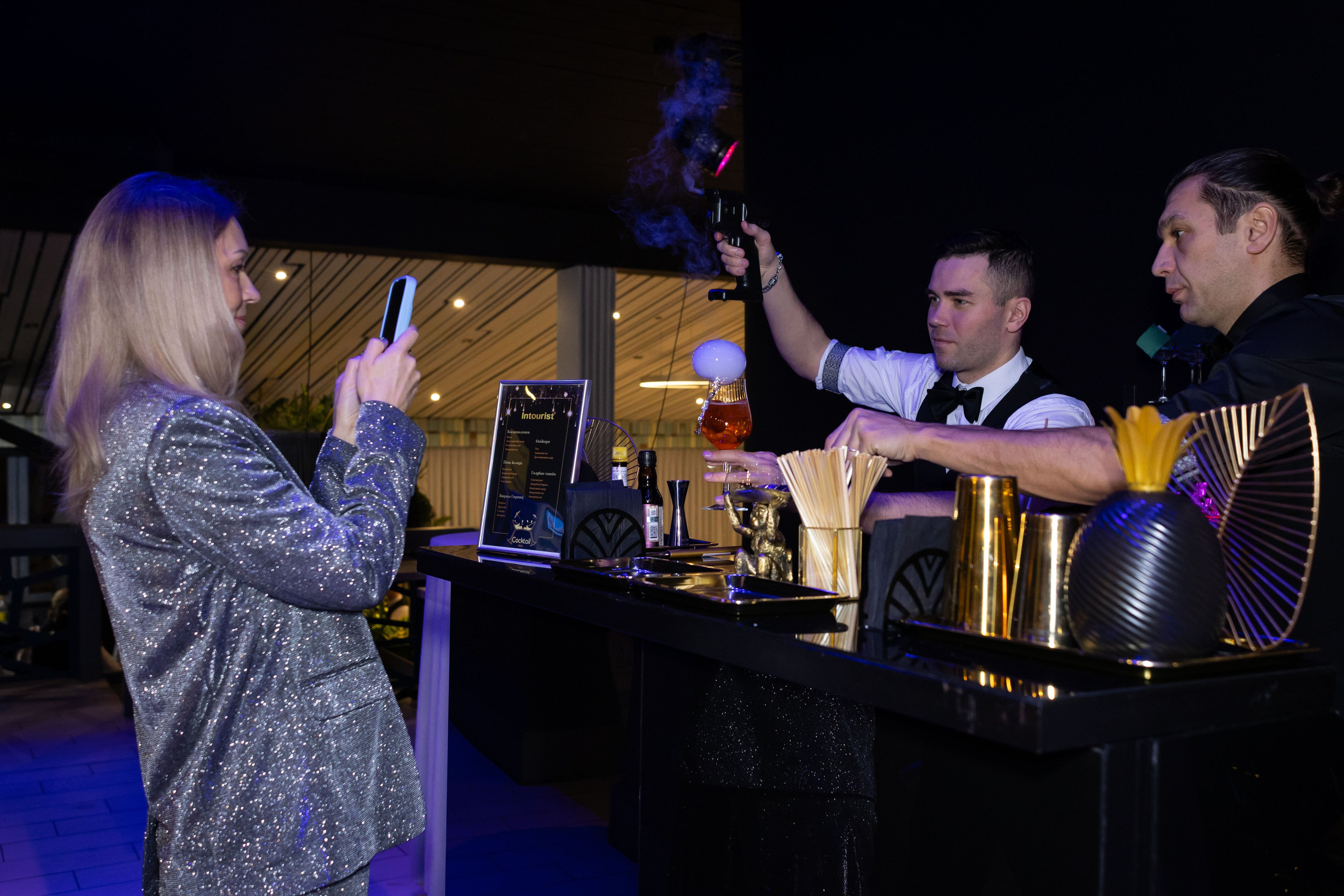 Корпоратив ресторан Времена года Москва. Семейный и детский фотограф Анна Петракова