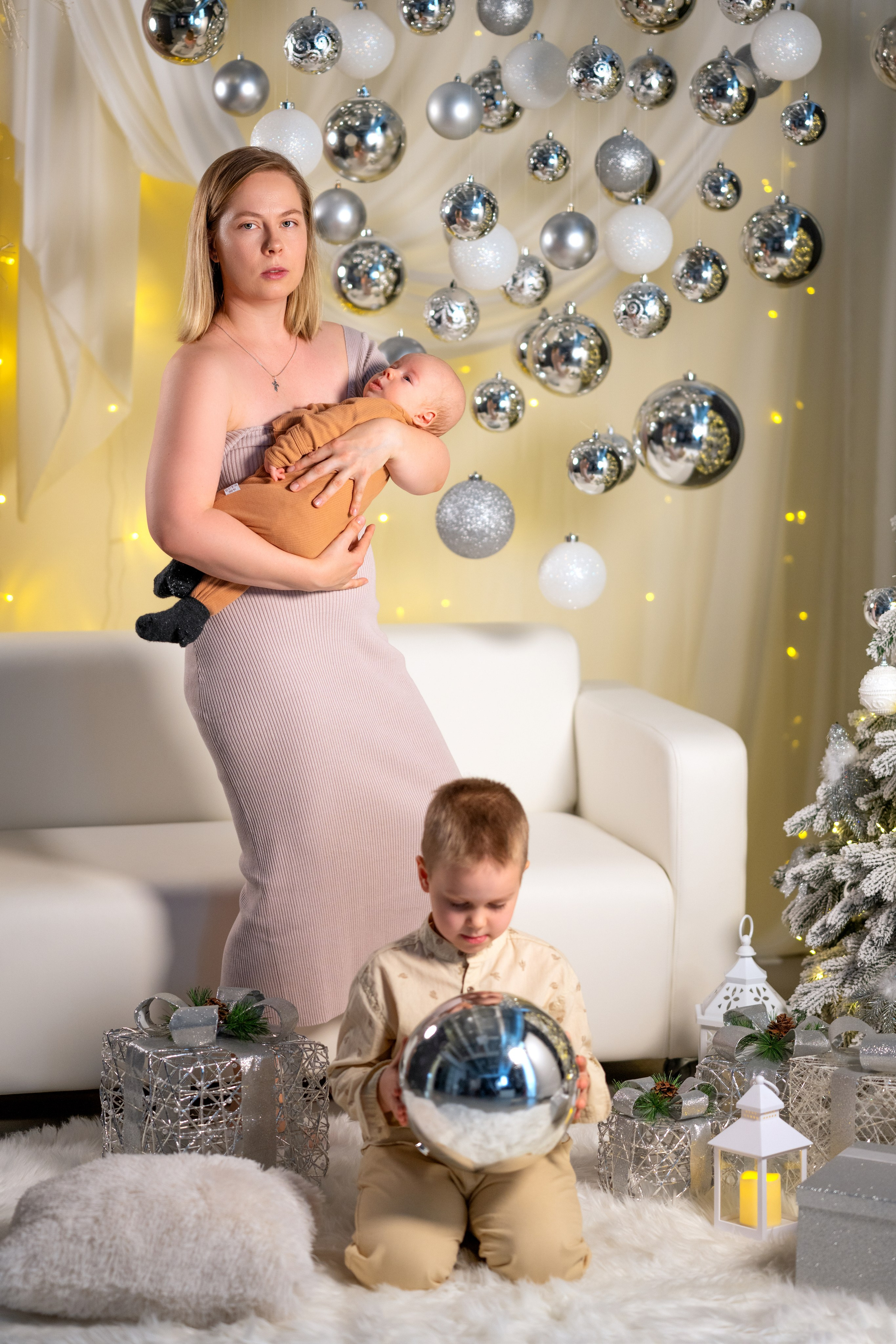 Фотосессия девушки в фотостудии, фотосессия с детьми