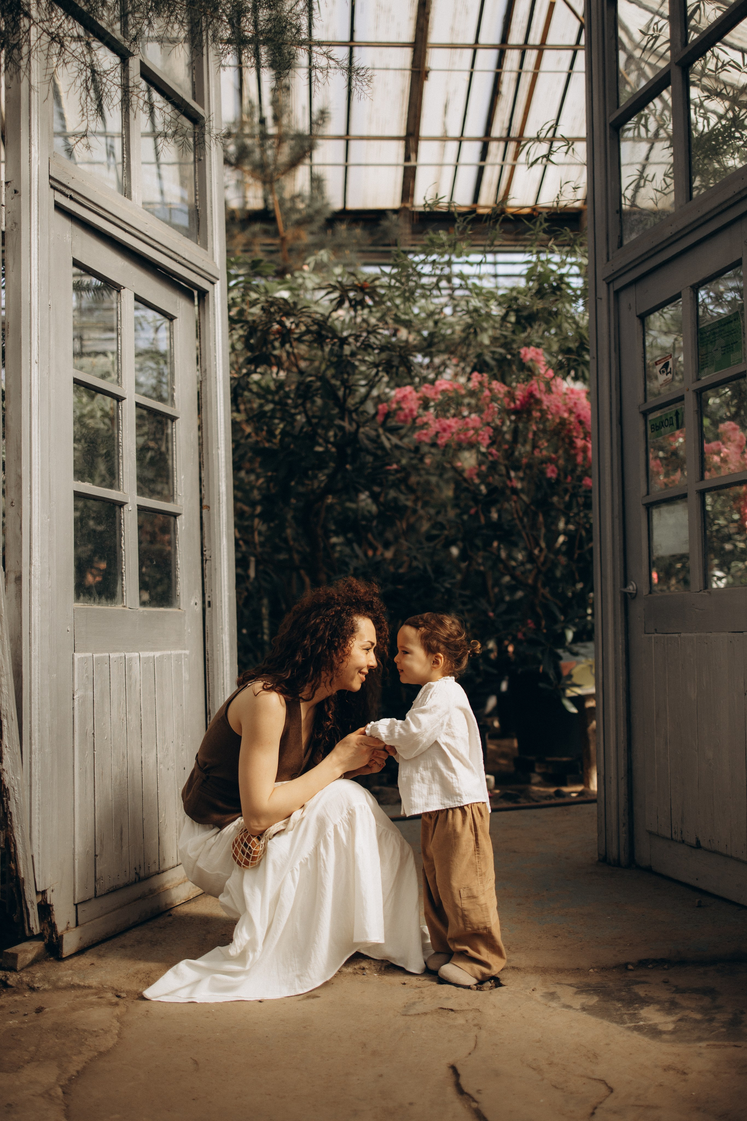 Прогулка по оранжерее. Семейный фотограф в Москве Ксения Аганина