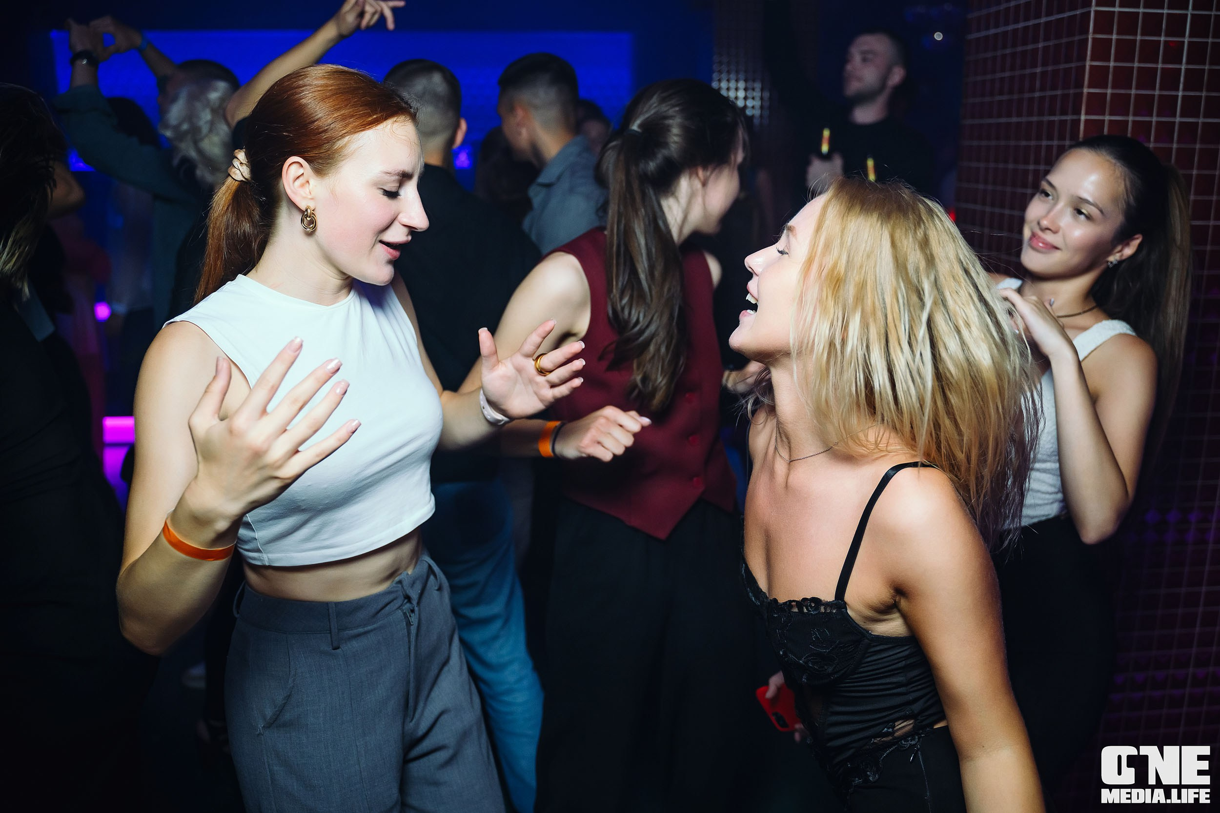 Фоторепортаж из РК Планета. One Media Life: фоторепортажи, фотоотчеты с мероприятий и заведений