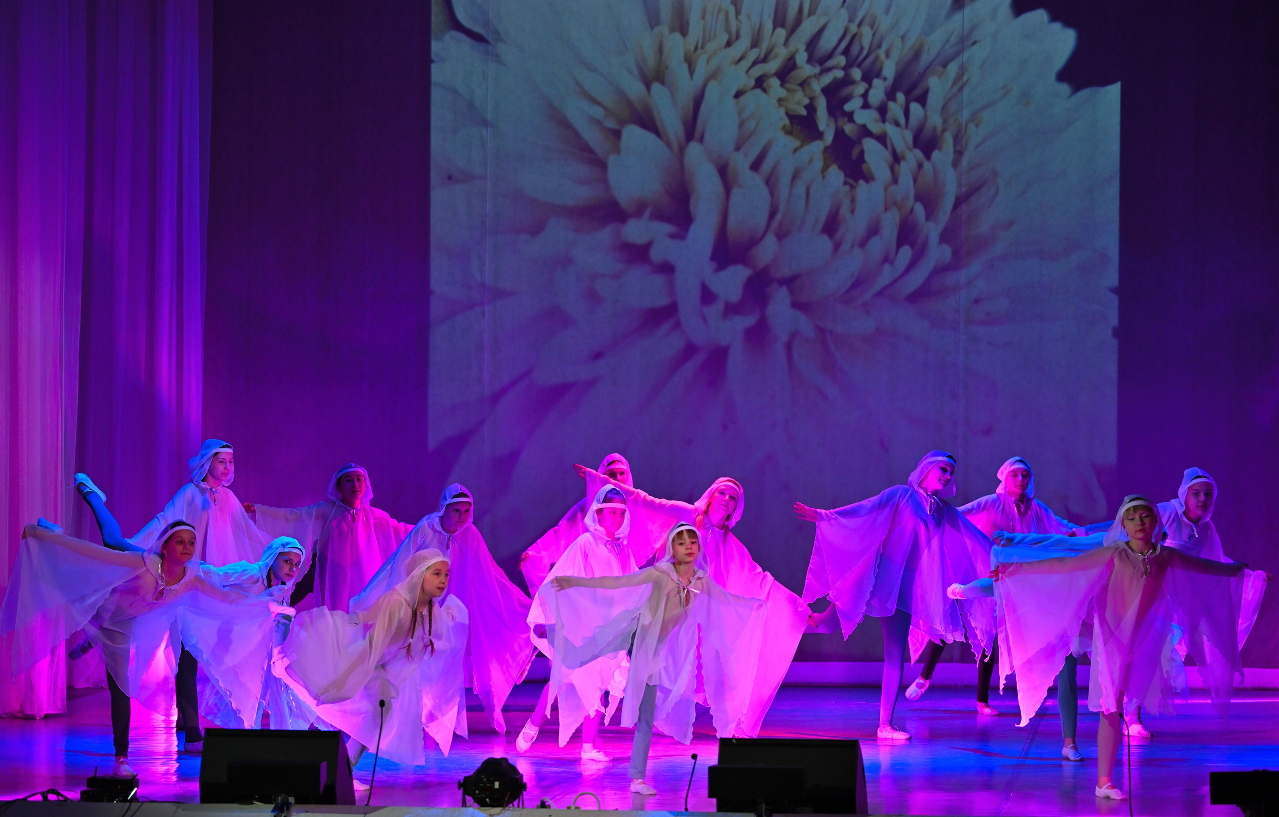 2025-12-19 Танцы ДК. Снежинск фото Андрианов