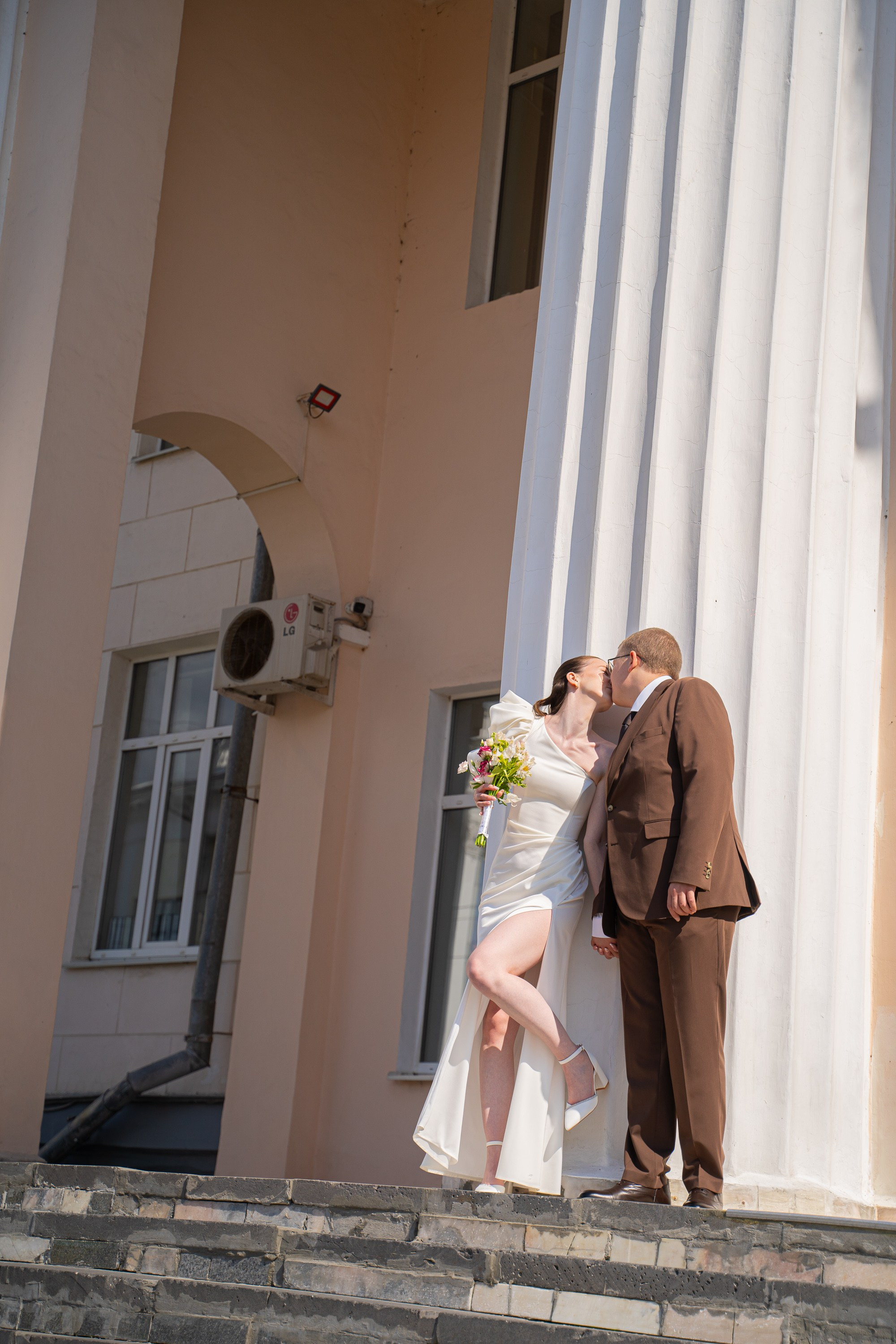 Свадебная прогулка Анастасия и Даниил. Разноплановый фотограф в Москве