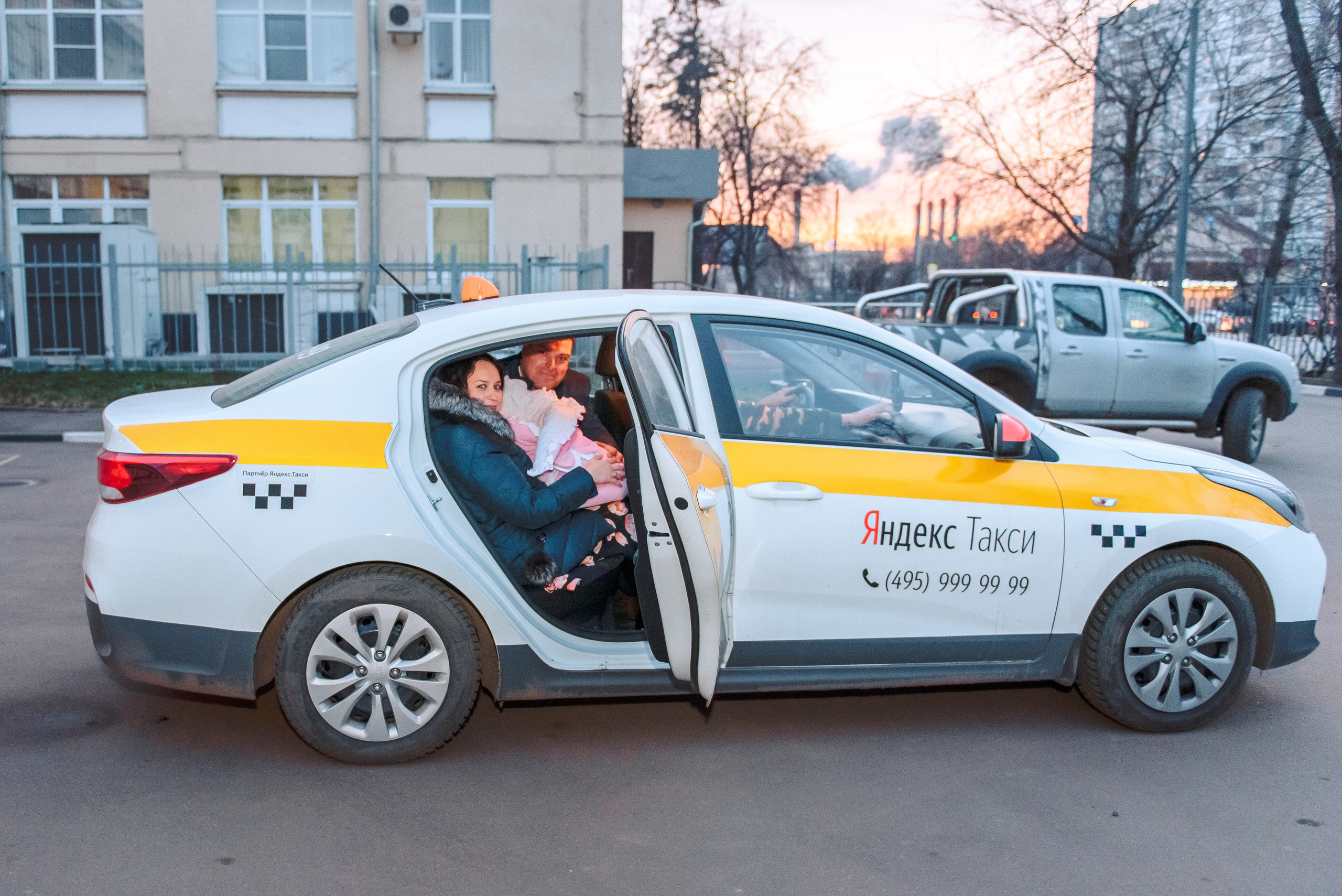 Выписка из роддома. Свадебный и семейный фотограф в Москве Юлия Винник