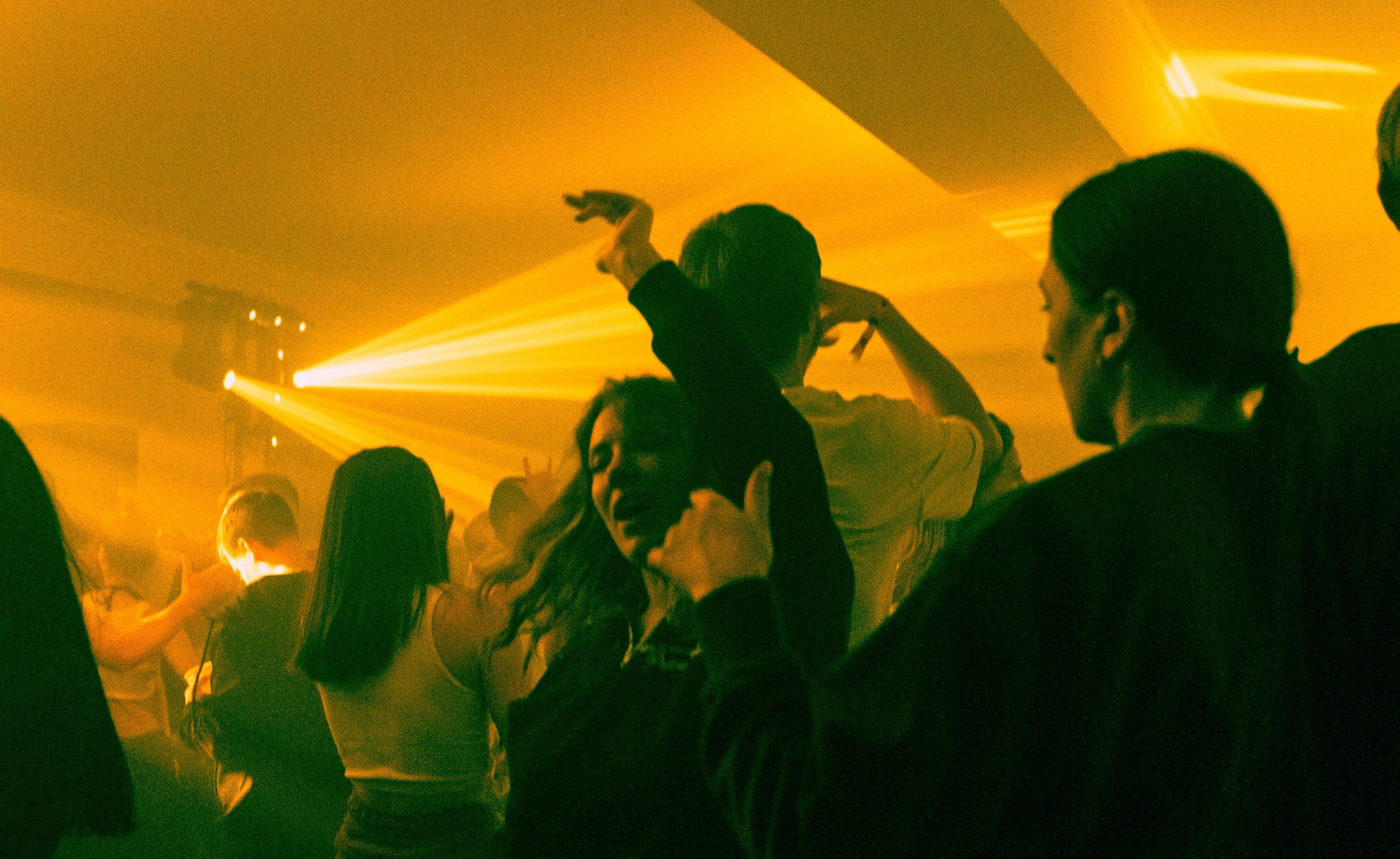 ZHARA TOUR DOMBAY | 2025 | PART1. ZHARA CREW