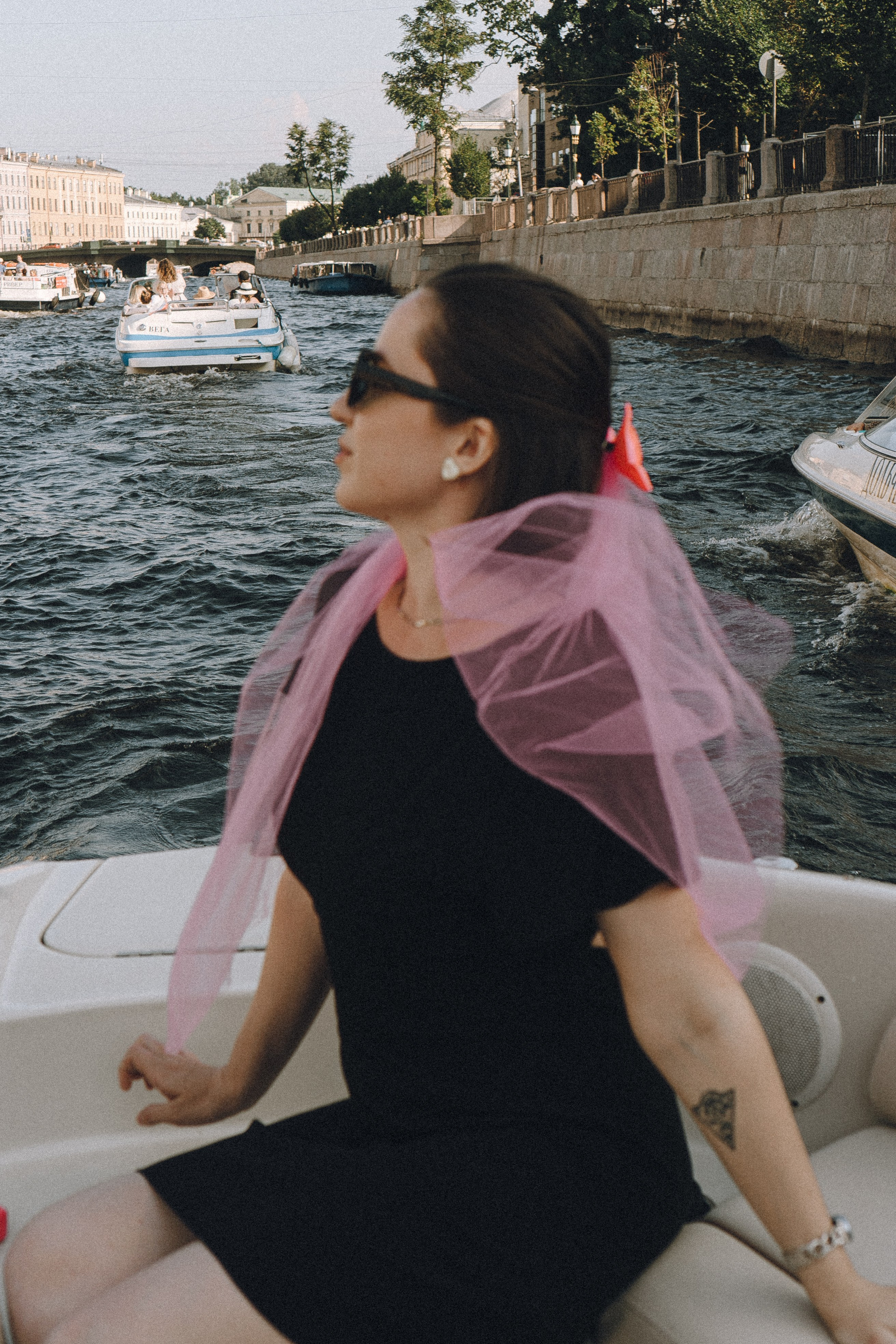 ДЕВИЧНИК НА КАТЕРЕ. Профессиональный фотограф, Санкт-Петербург — Виктория Богомолова