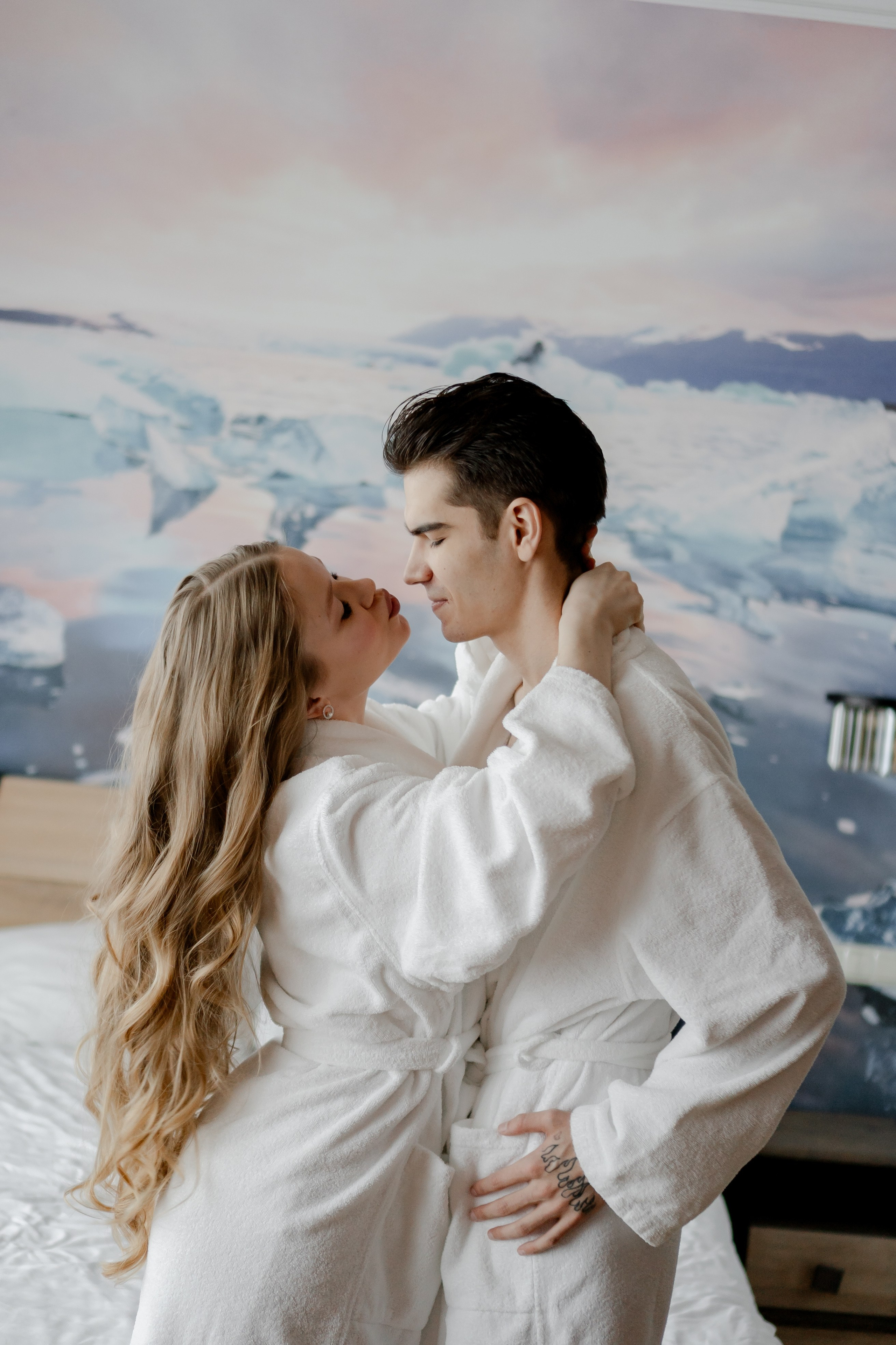 УТРО ЖЕНИХА И НЕВЕСТЫ (СНЯТО В СИБИРЕ В НИЖНЕВАРТОВСКЕ). Профессиональный фотограф, Санкт-Петербург — Виктория Богомолова