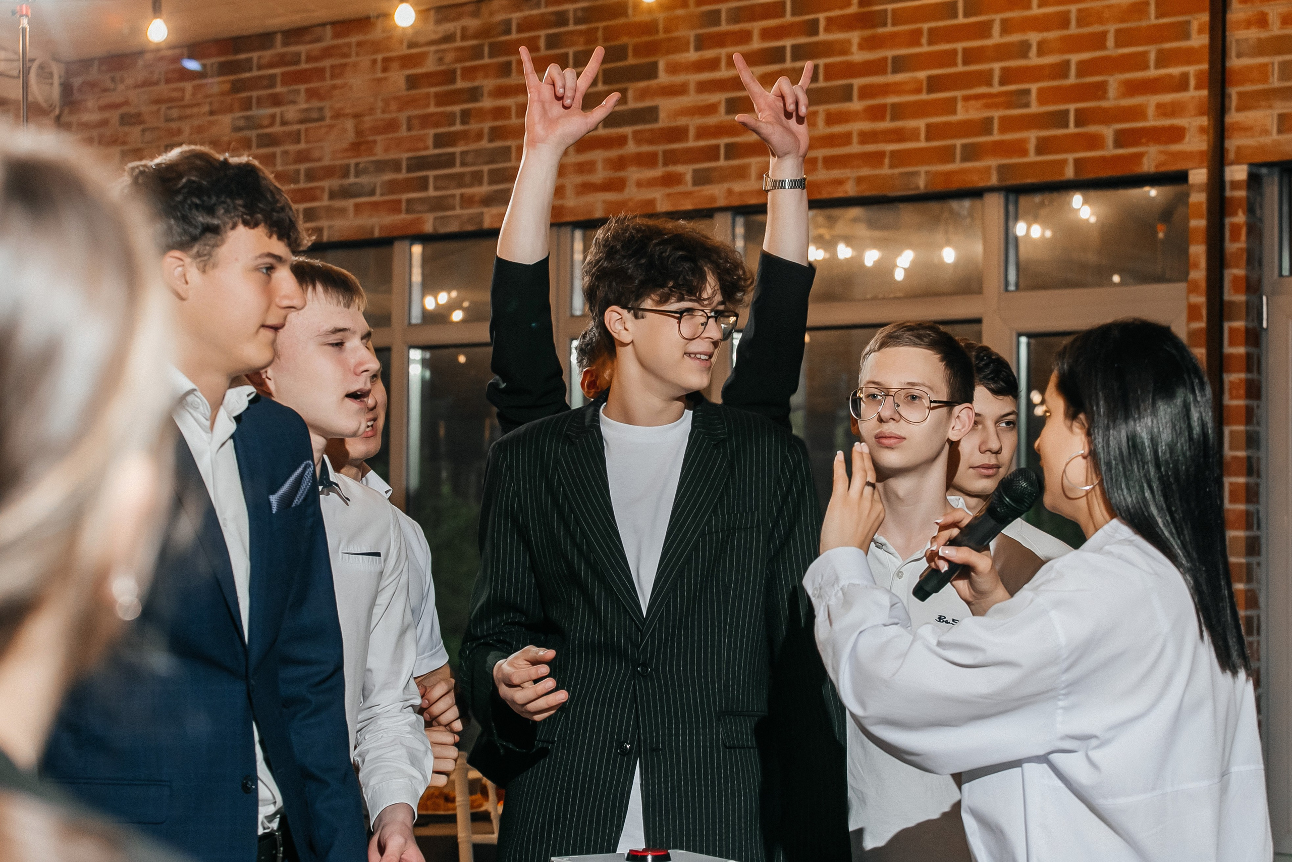 Выпускной 9 класс. Фотограф в Санкт-Петербурге Виктория Безверхая