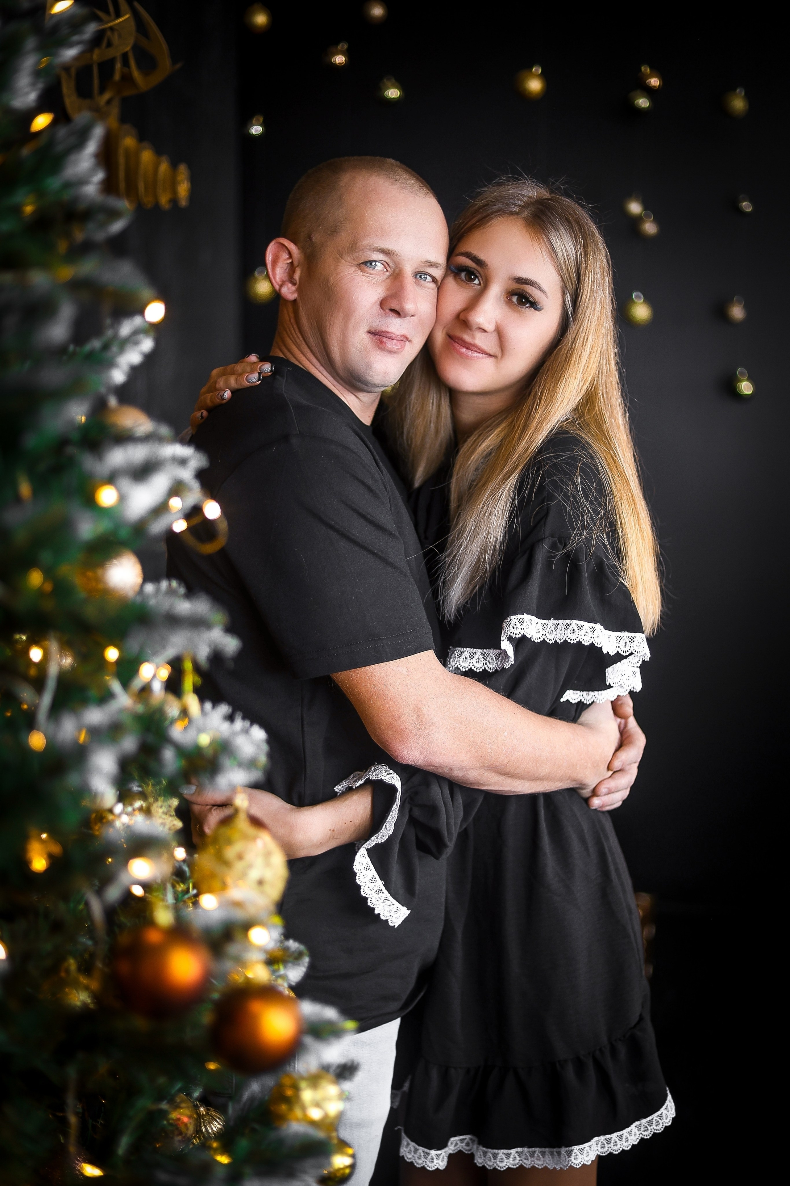 Семейные фотосессии студийные; новогодние, тематические, домашние и тд. Выпускные альбомы для школ и Детских садов в Барнауле /Выпускные/Свадебные/Детские/Семейные и др. виды съёмок /Фотограф Вера Валейко