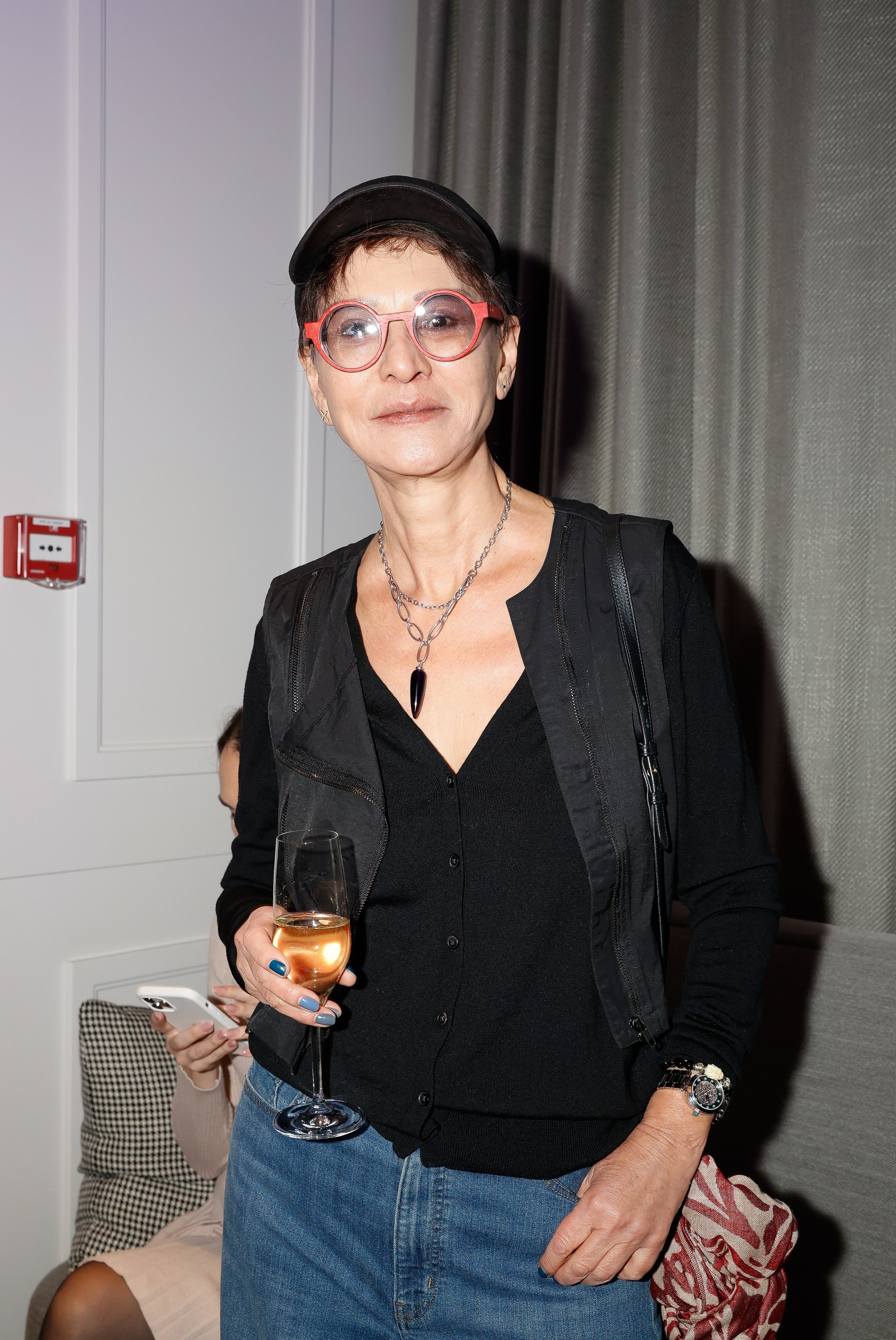 Бранч сериала «Надвое». Nikolskayasecular