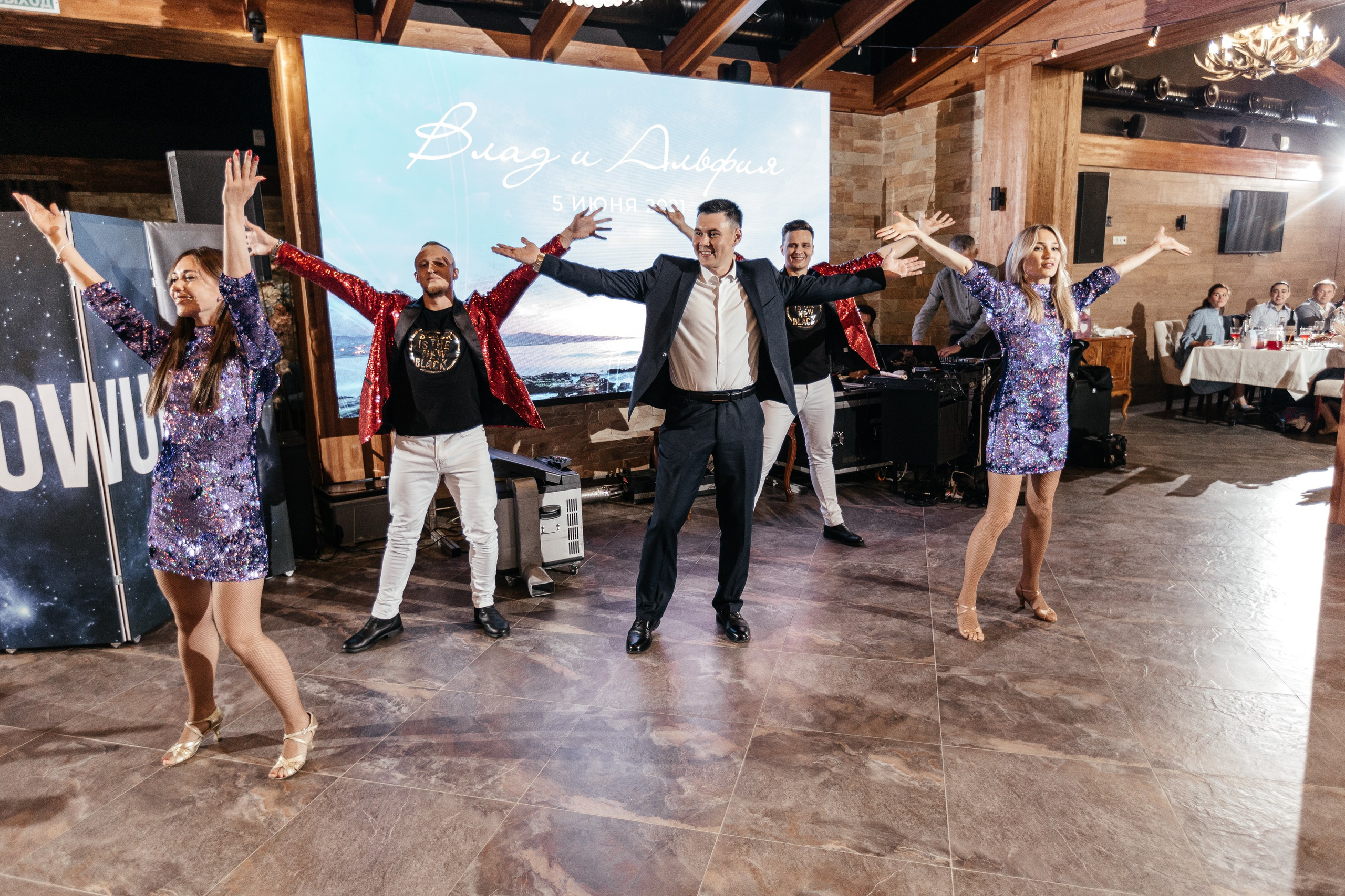 Свадебный фотограф Уфа — Руслан ГабдлисламовЖивые эмоции, красивые кадры, воспоминания на всю жизнь.Работаю по всей Республике Башкортоста. Свадебный фотограф Уфа Руслан Габдлисламов