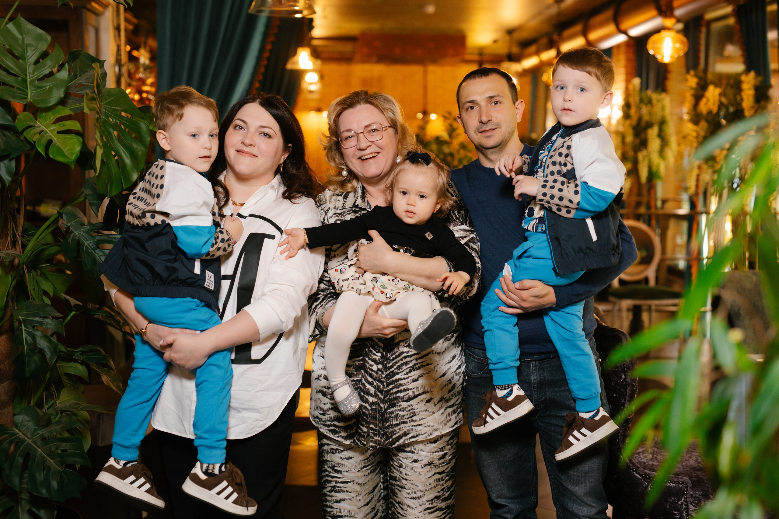 День рождения Роксаны, ресторан Лев Голицын