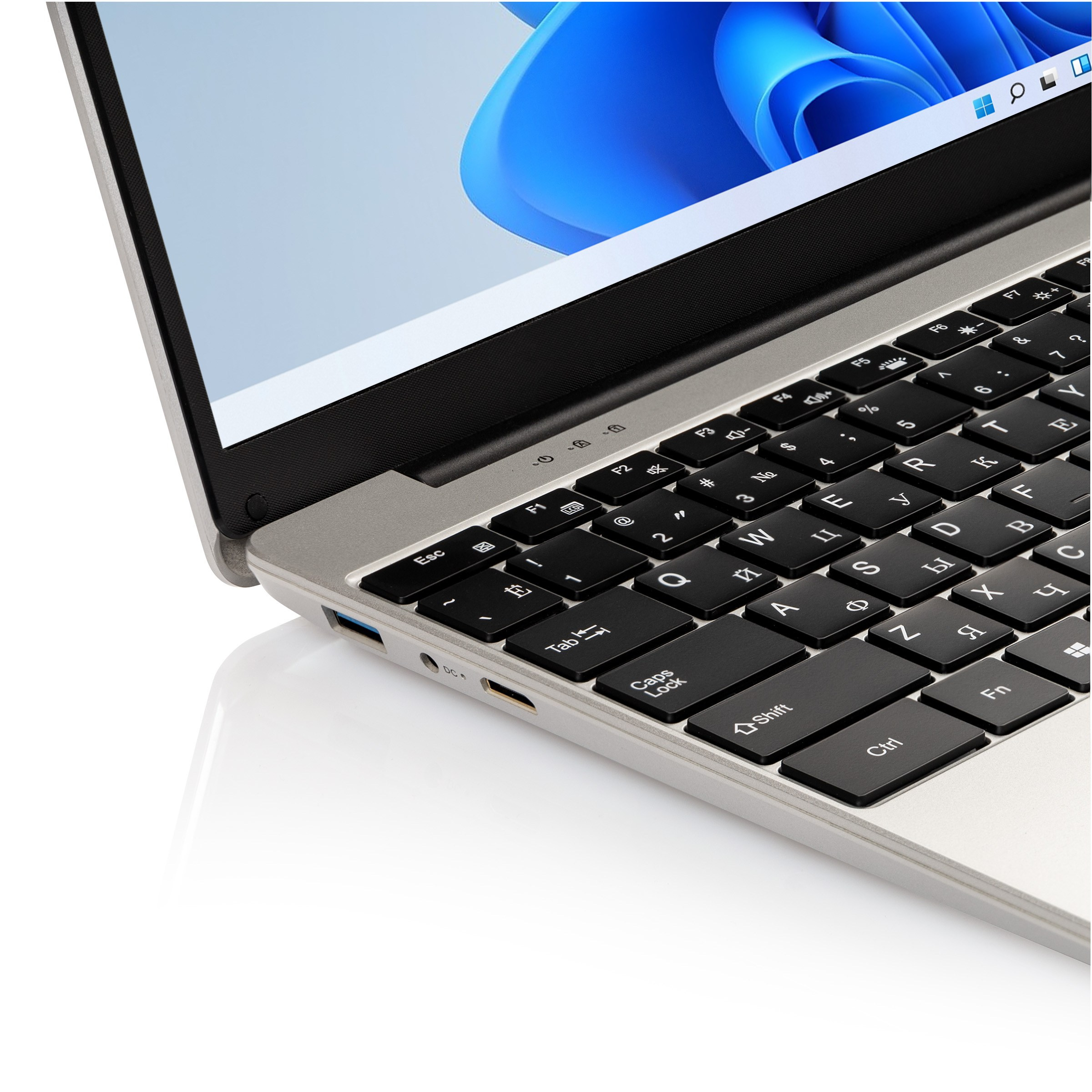 Детализация разъемов ноутбука | Контент для техобзора