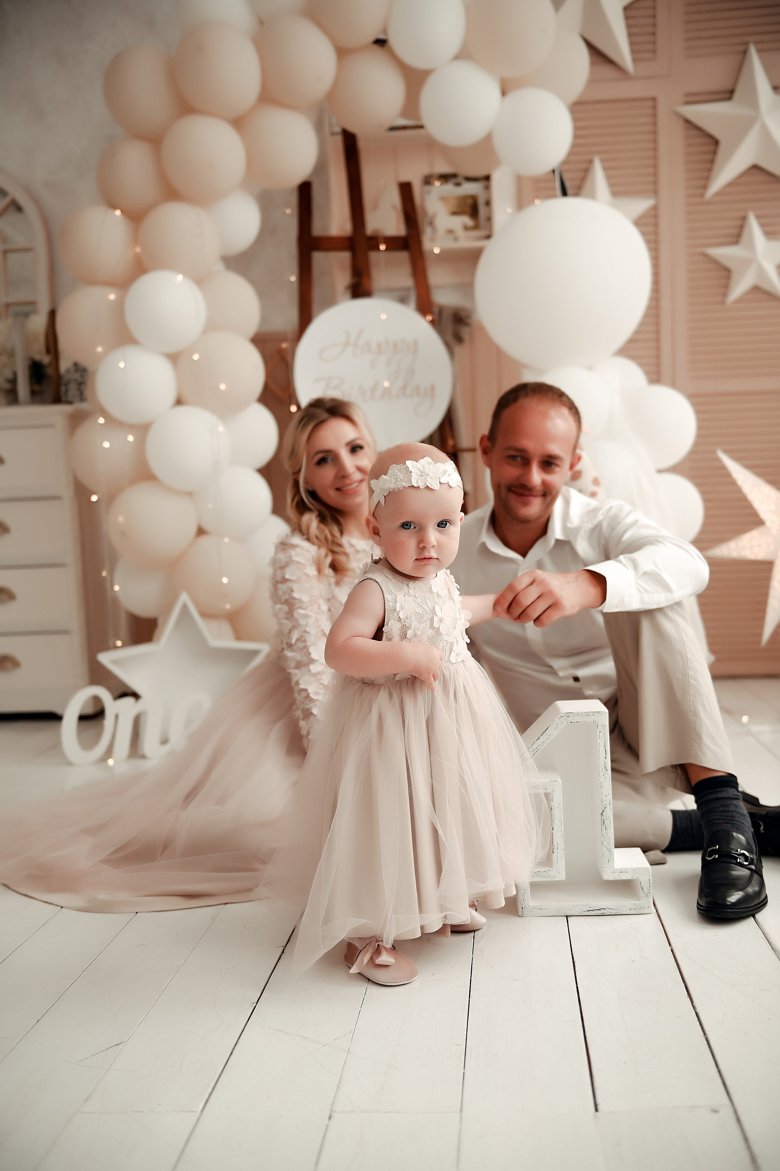 Студийные семейные, детские, индивидуальные фотосессии. Свадебный, семейный, детский, контент фотограф в Омске Максим Ильин