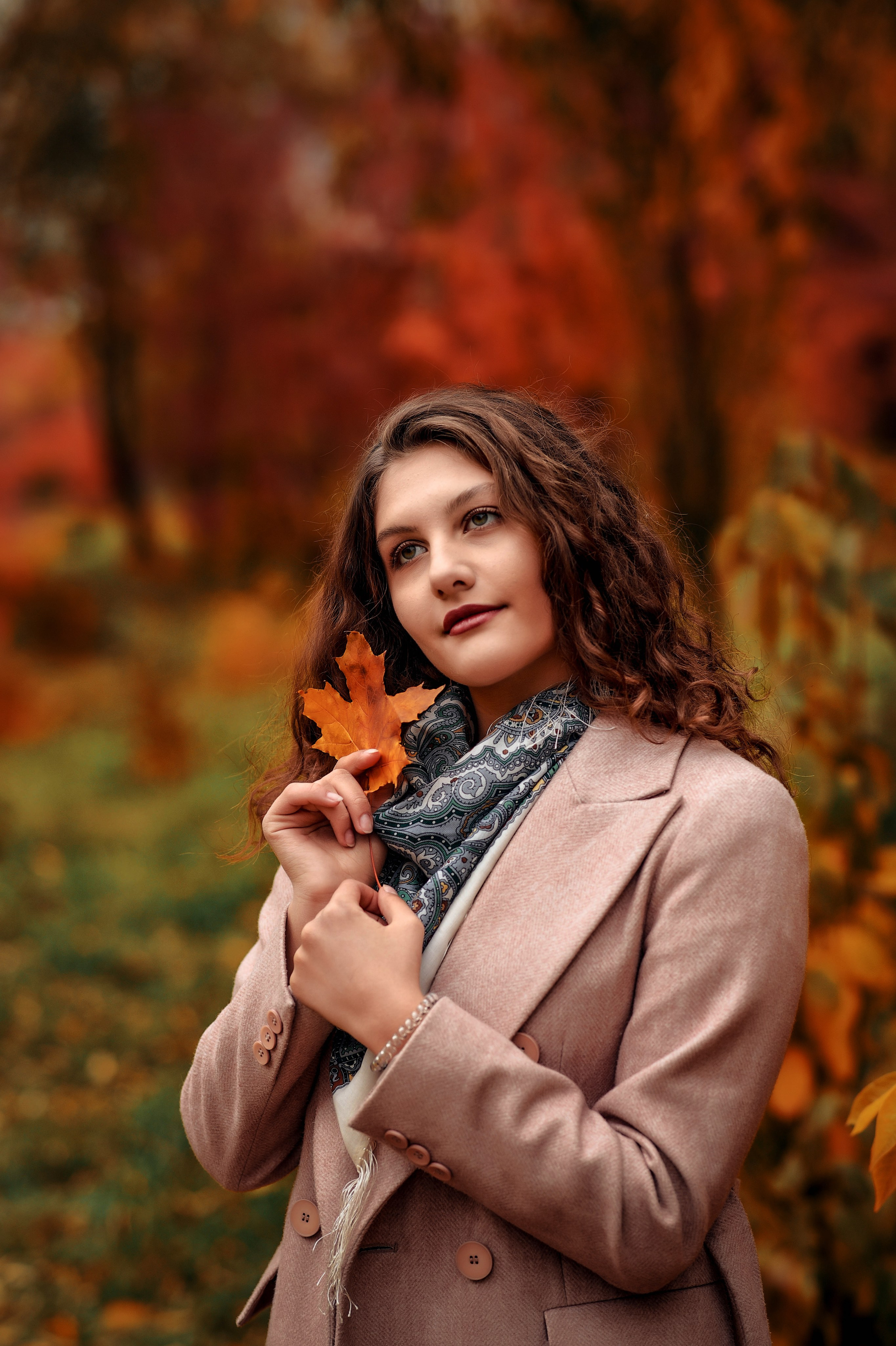 Осенняя прогулочная. Свадебный, семейный, детский, контент фотограф в Омске Максим Ильин