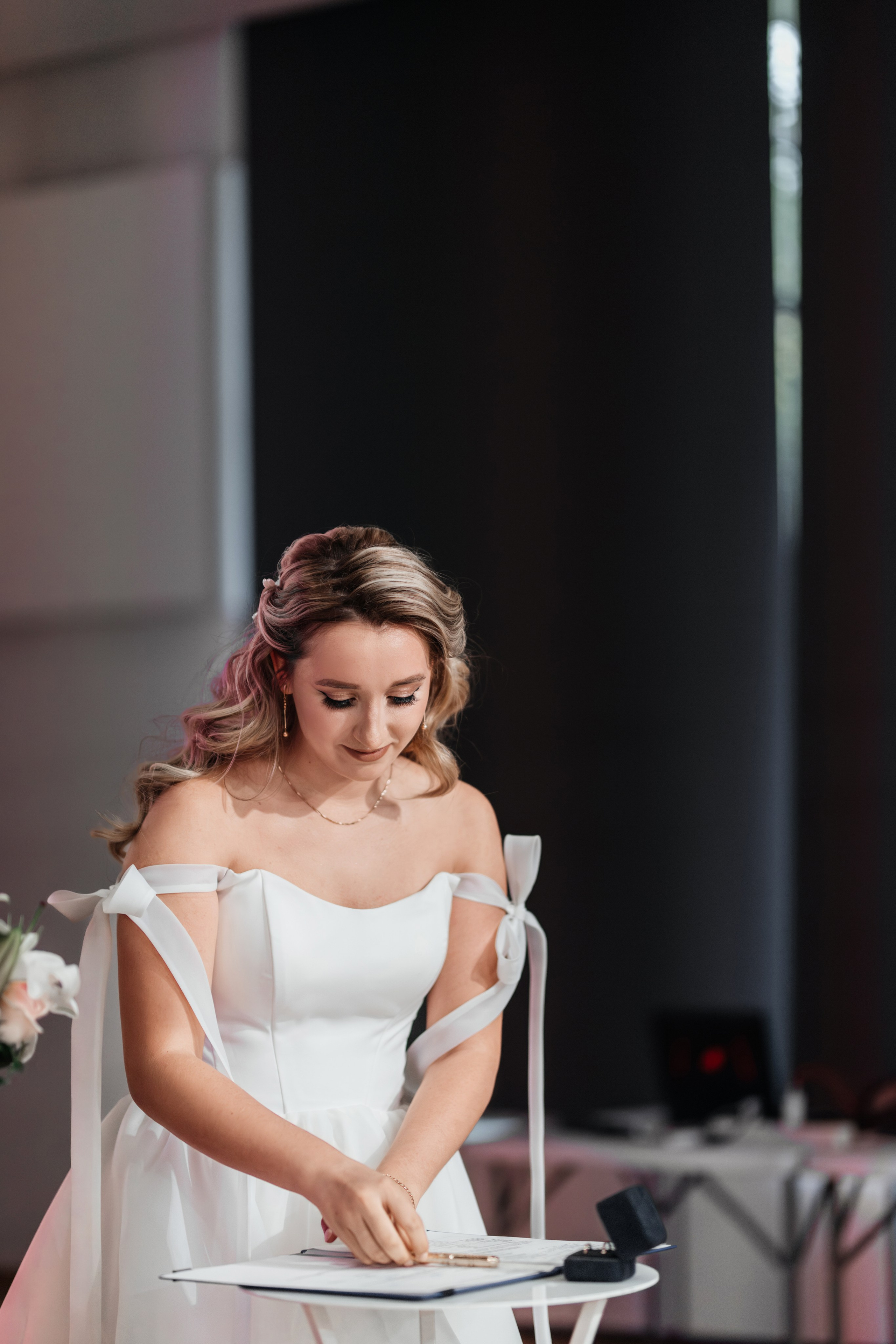 ЗАГС (КЦ Московский). Регина Мингалимова, семейный и свадебный фотограф в Казани