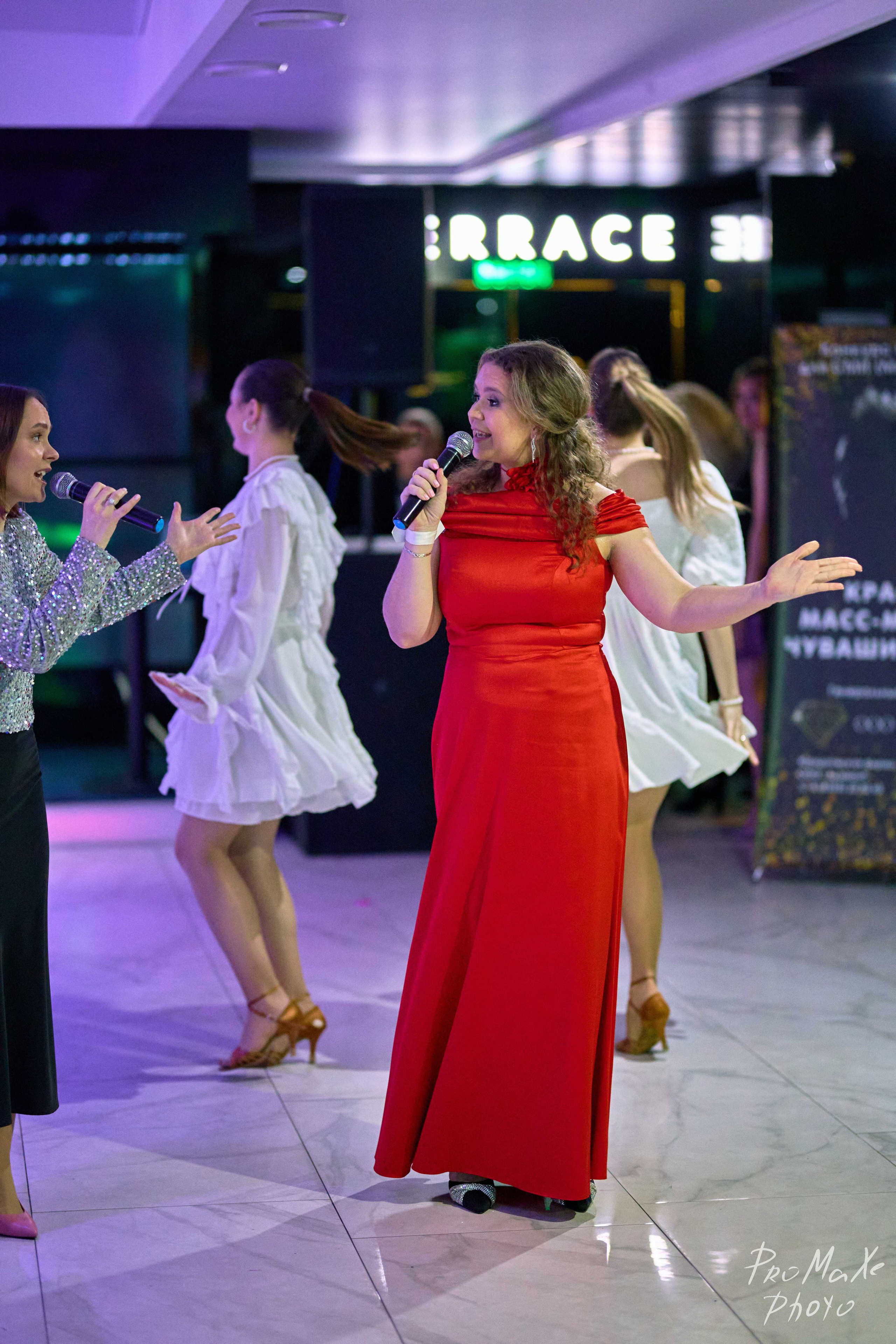 Зал КРАСА МАСС-МЕДИА ЧУВАШИИ. Владимир Суздалов (ProMaXe) — Портретный фотограф, тематические фотосессии в Чебоксарах