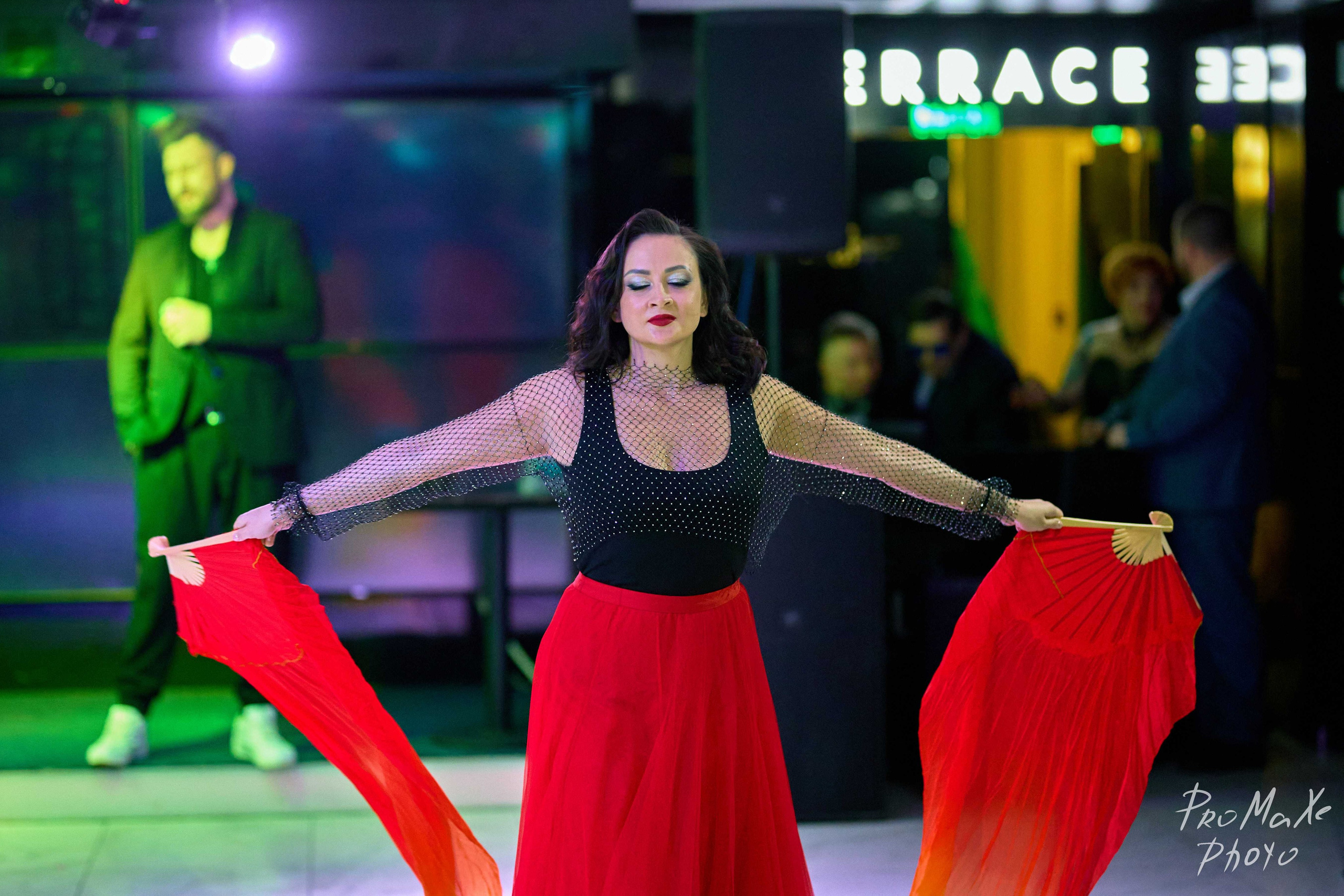 Зал КРАСА МАСС-МЕДИА ЧУВАШИИ. Владимир Суздалов (ProMaXe) — Портретный фотограф, тематические фотосессии в Чебоксарах