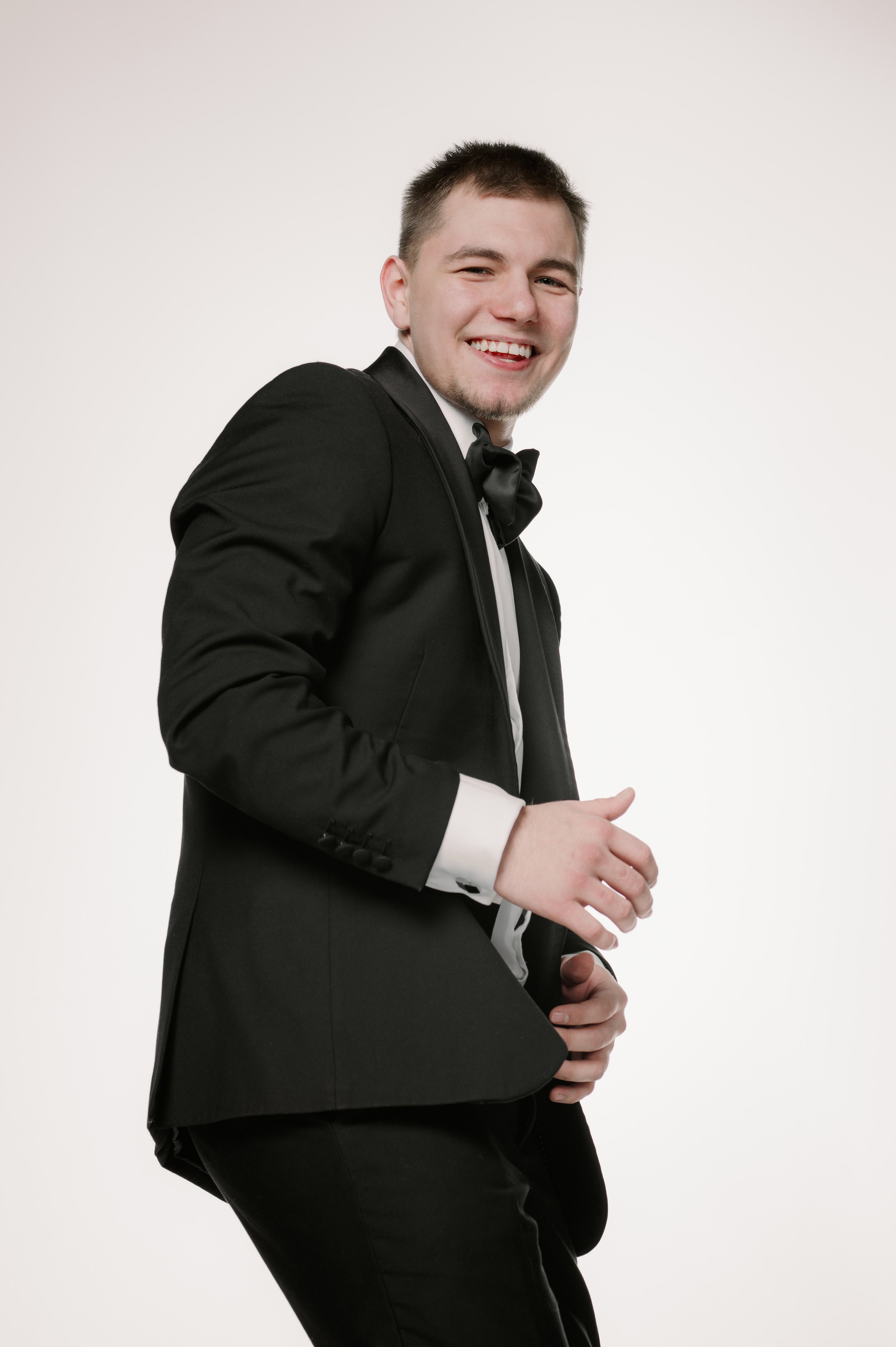 Ведущий ярких событий. Свадебный фотограф Константинова Елена