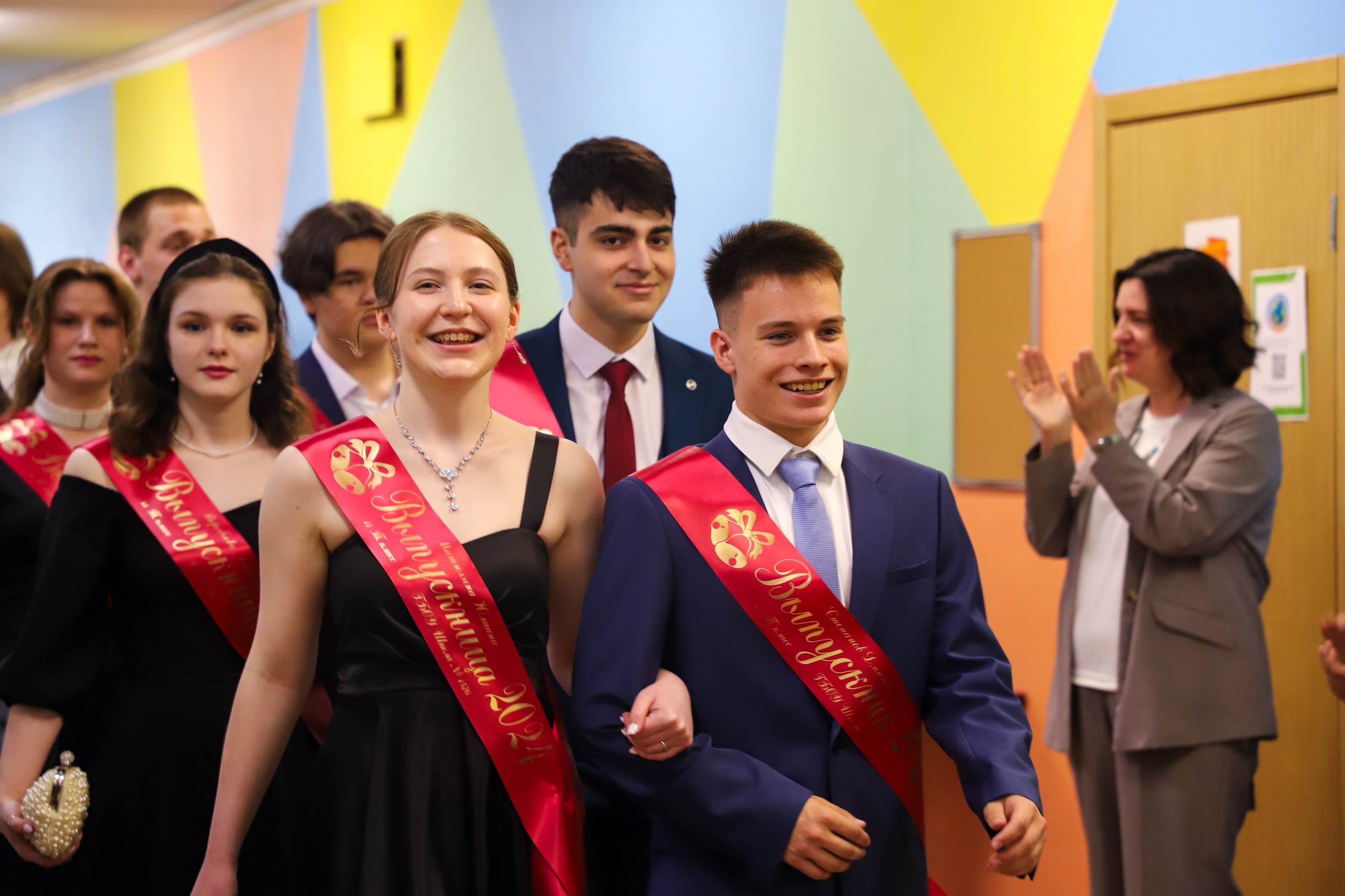 Последние звонки в школе. K-pop (и не только) фотограф в Москве Светлана Полякова