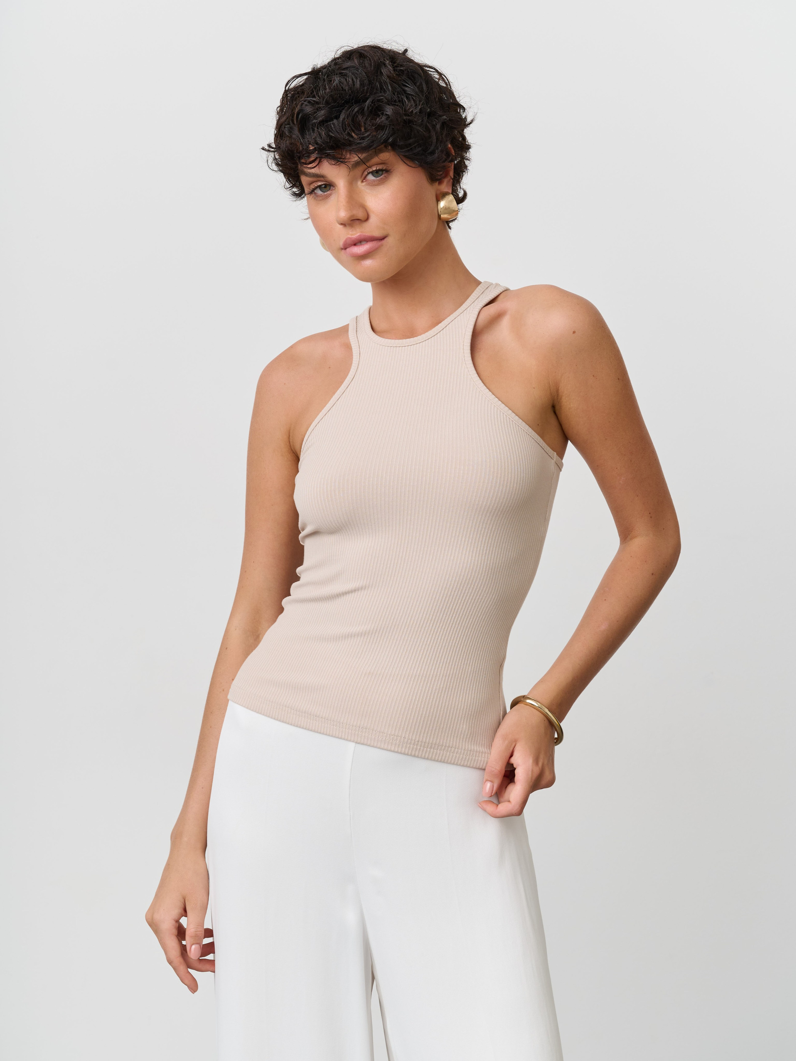 Съёмка для продакшна Buro. Fashion фотограф в Москве Ксения Чупрунова