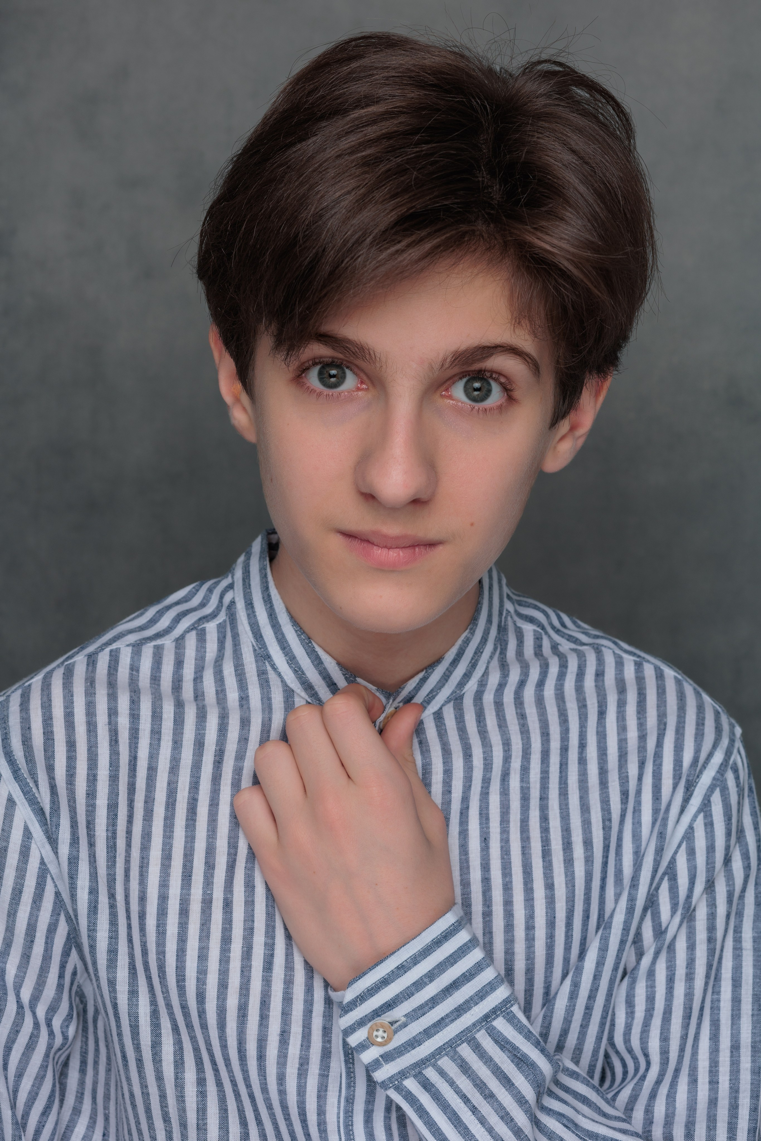 АРТЁМ. Я фотограф из Москвы к Вашим услугам