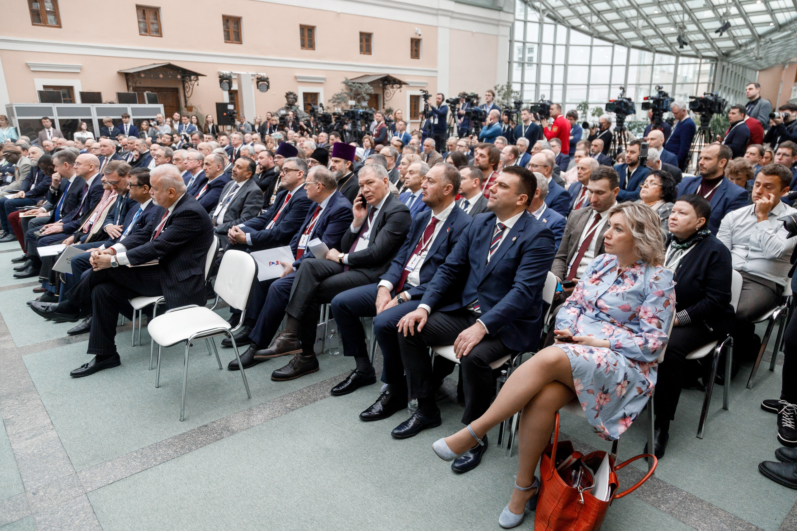 Собрание русофилов. Репортажный фотограф Борис Геер