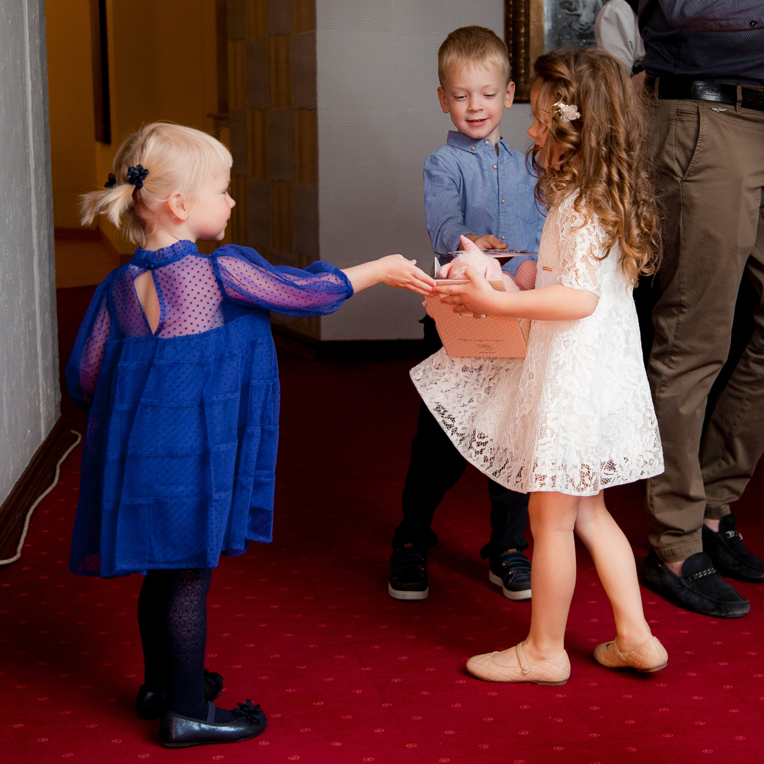 Фотосъемка детского Дня рождения Анечки. Репортажный фотограф Борис Геер