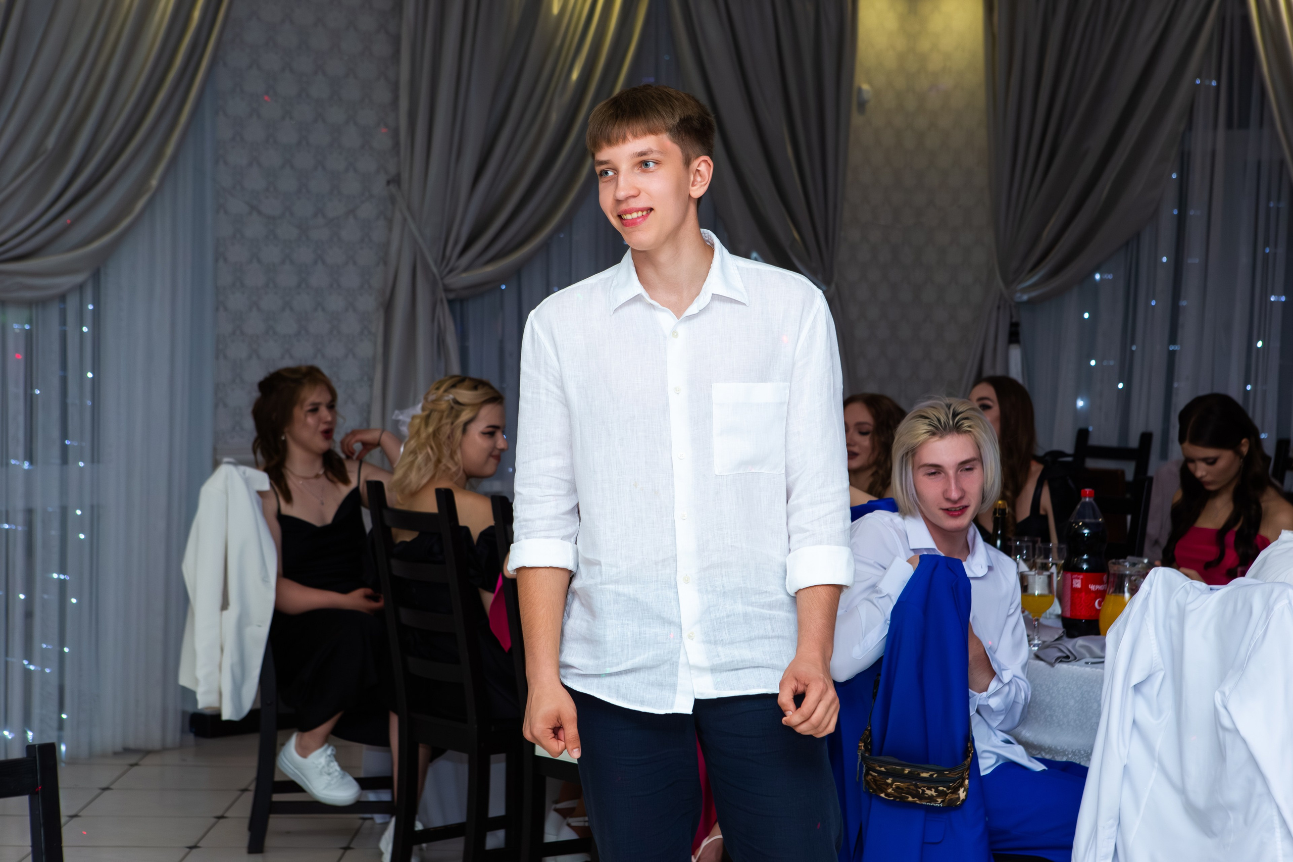 ВЫПУСКНОЙ ВЕЧЕР 2025 4 ШКОЛА. Профессиональный фотограф в Мценске и Орловской области