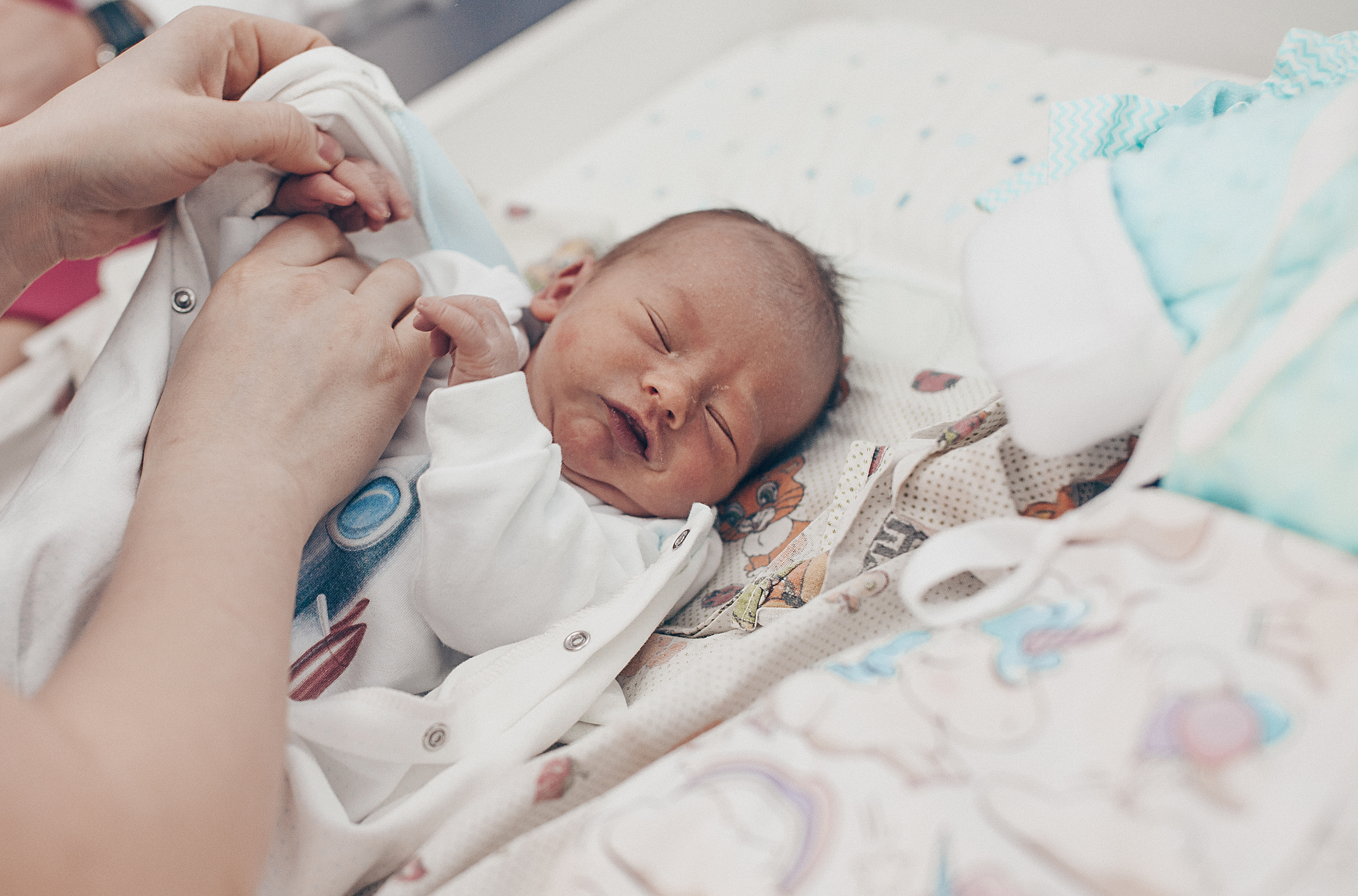 Выписка с Перинатального центра. Свадебный и семейный фотограф/видеограф в Краснодаре Наталья Осинская