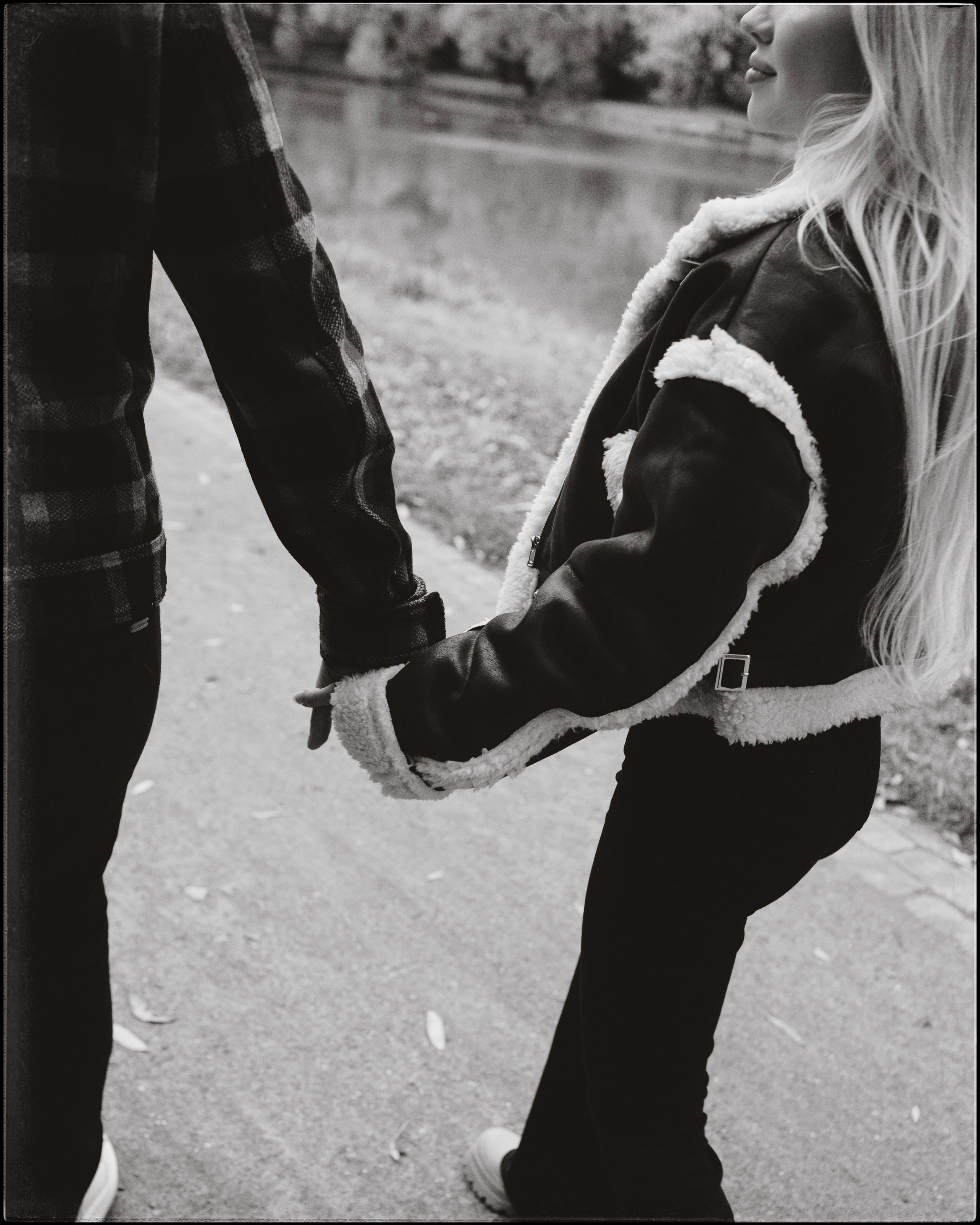 Лавстори в парке. Женский и лавстори фотограф в Москве Елена Аксютко