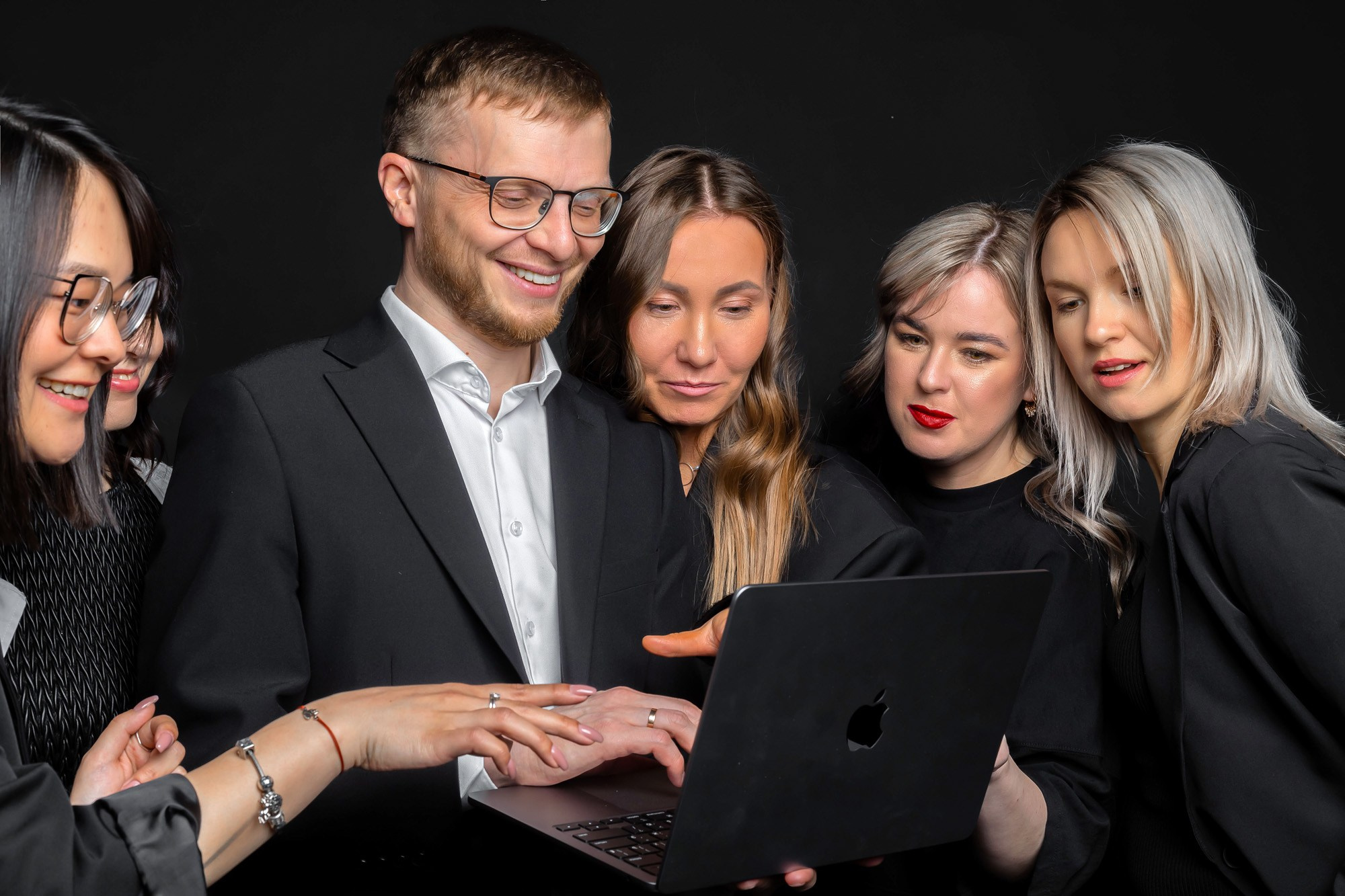 Коммерческая бизнес съемка для B2B сегмента ТРИОН в городе Ижевск. Бизнес фотограф Ижевск — Назаров Роман