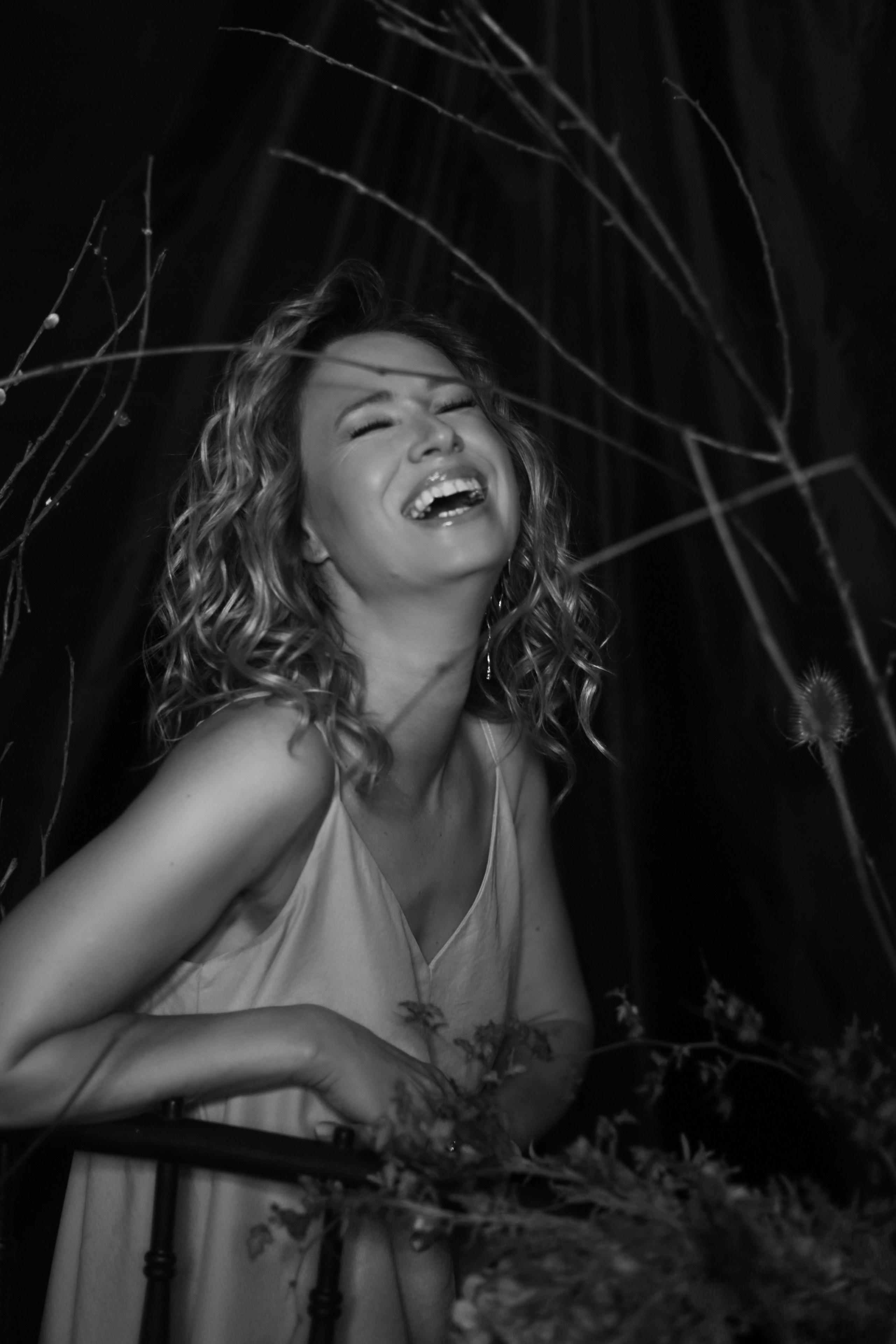 Женский портрет. Женский фотограф в Санк-Петербурге и Москве — фотосессия девушки в студии, портрет, фотосъемка