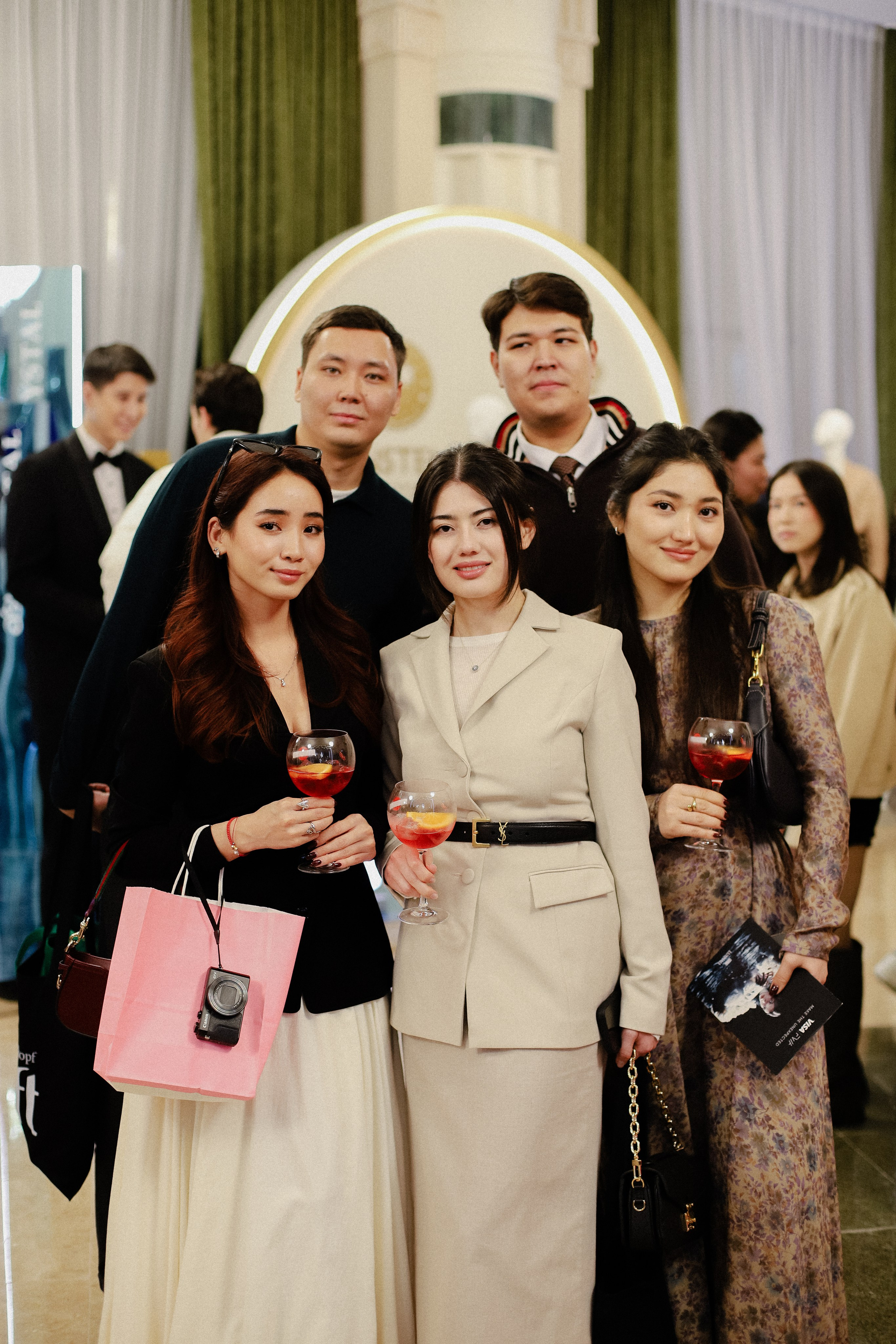 16.10 FWA зона Schwarzkopf и Perwoll. Фотограф в Алматы и Москве Даша Пушкина