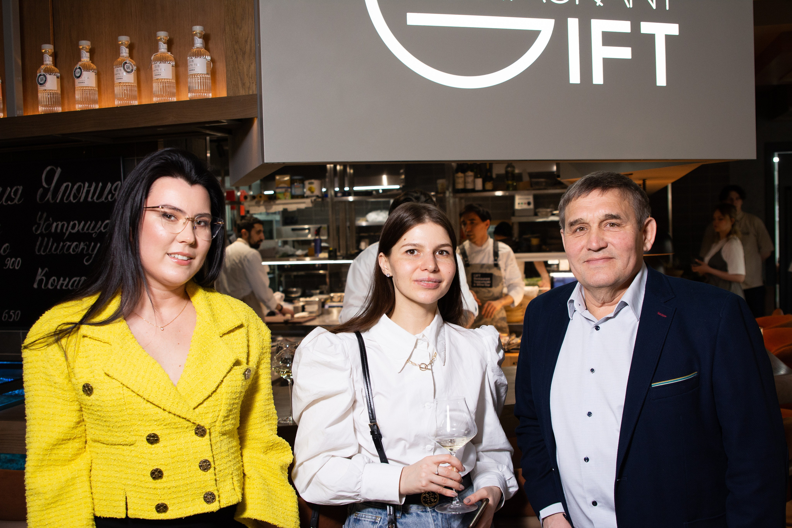 Репортажный фотограф на юбилей корпоратив, мероприятия в Уфе. Свадебный фотограф Тимур Хабибуллин