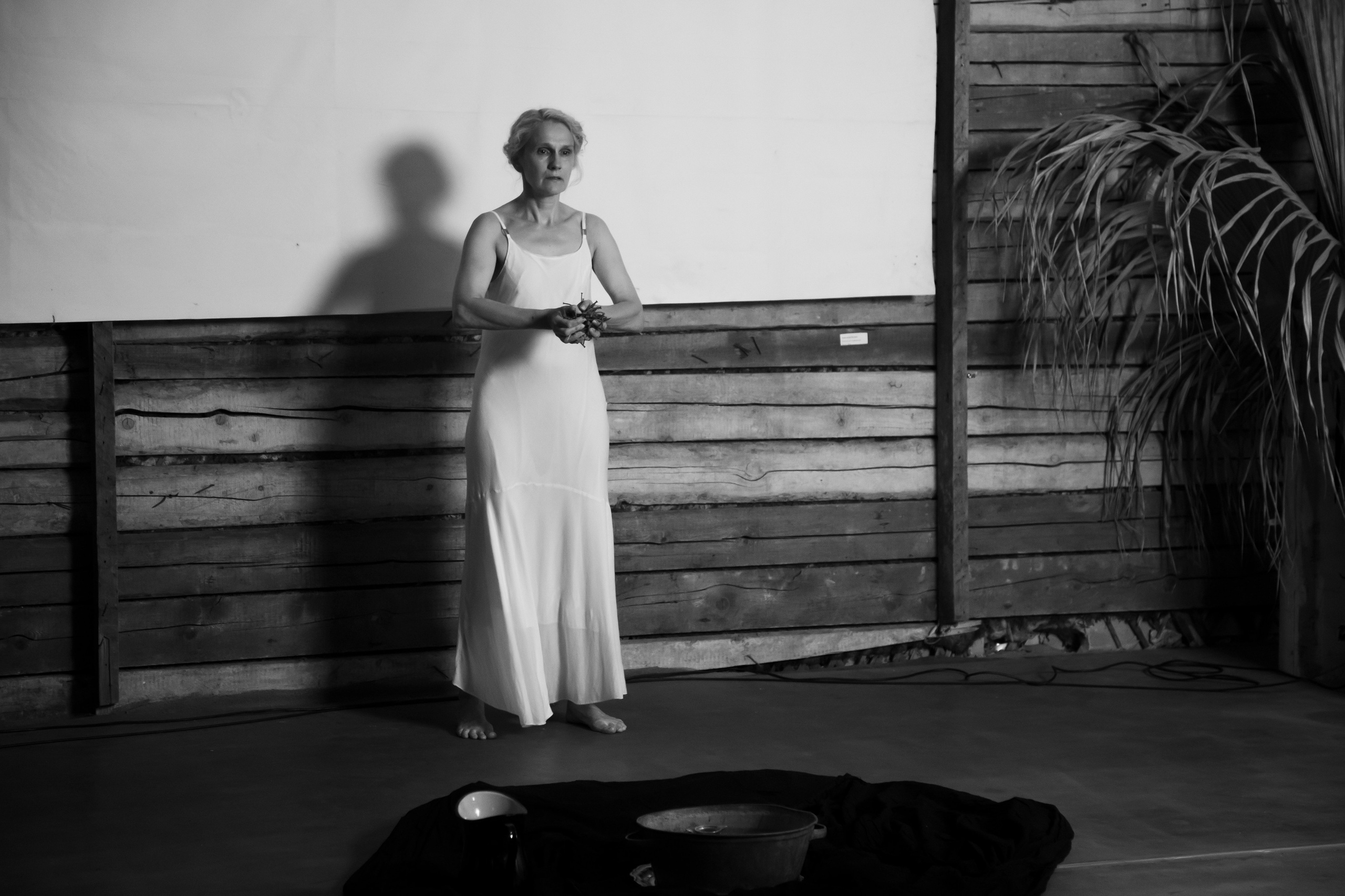 «СЕВЕРНЫЙ АЛЫЙ». Сандра Ковалева | ЧБ фотограф