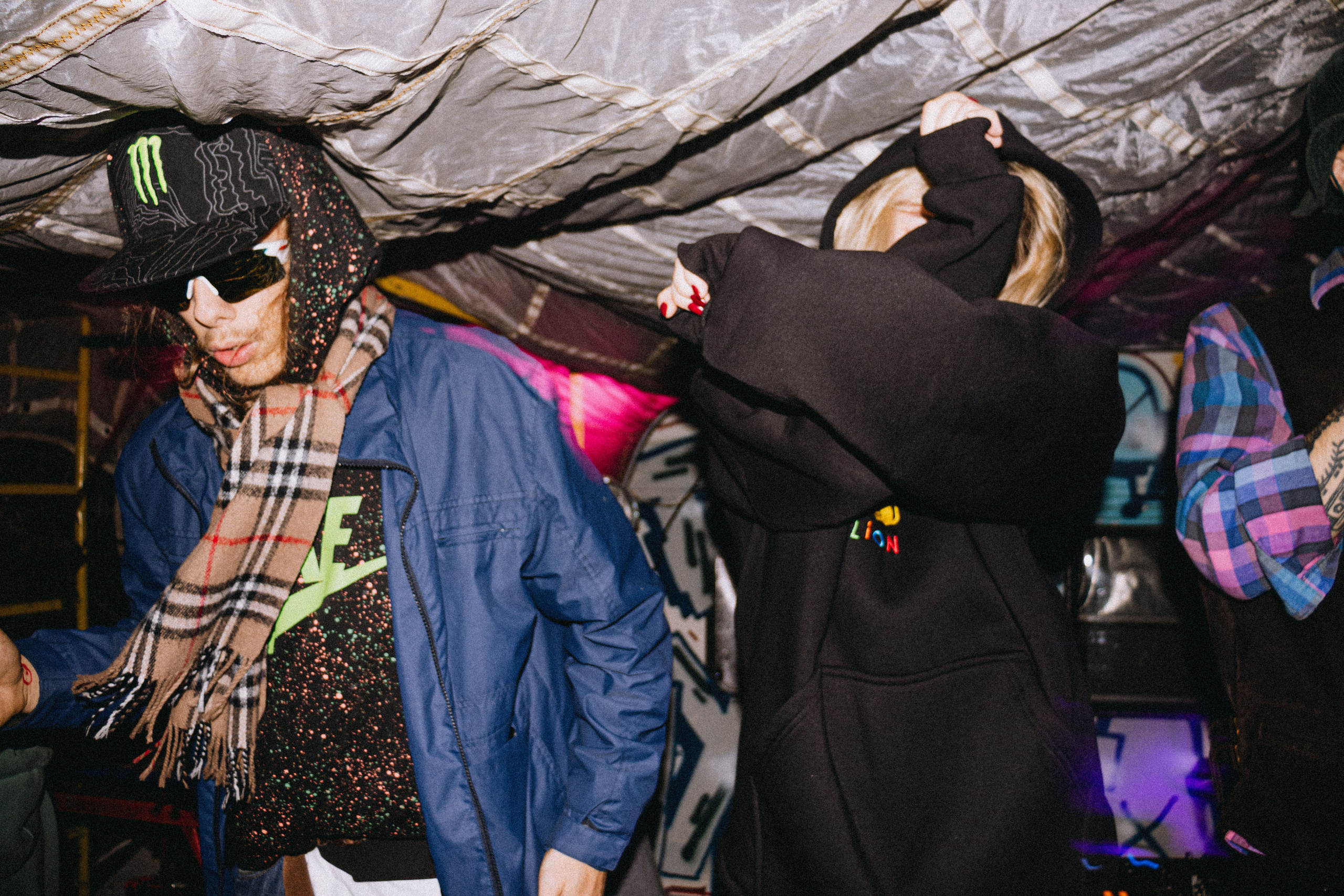 Тусовки. Фотограф Егор Огородов