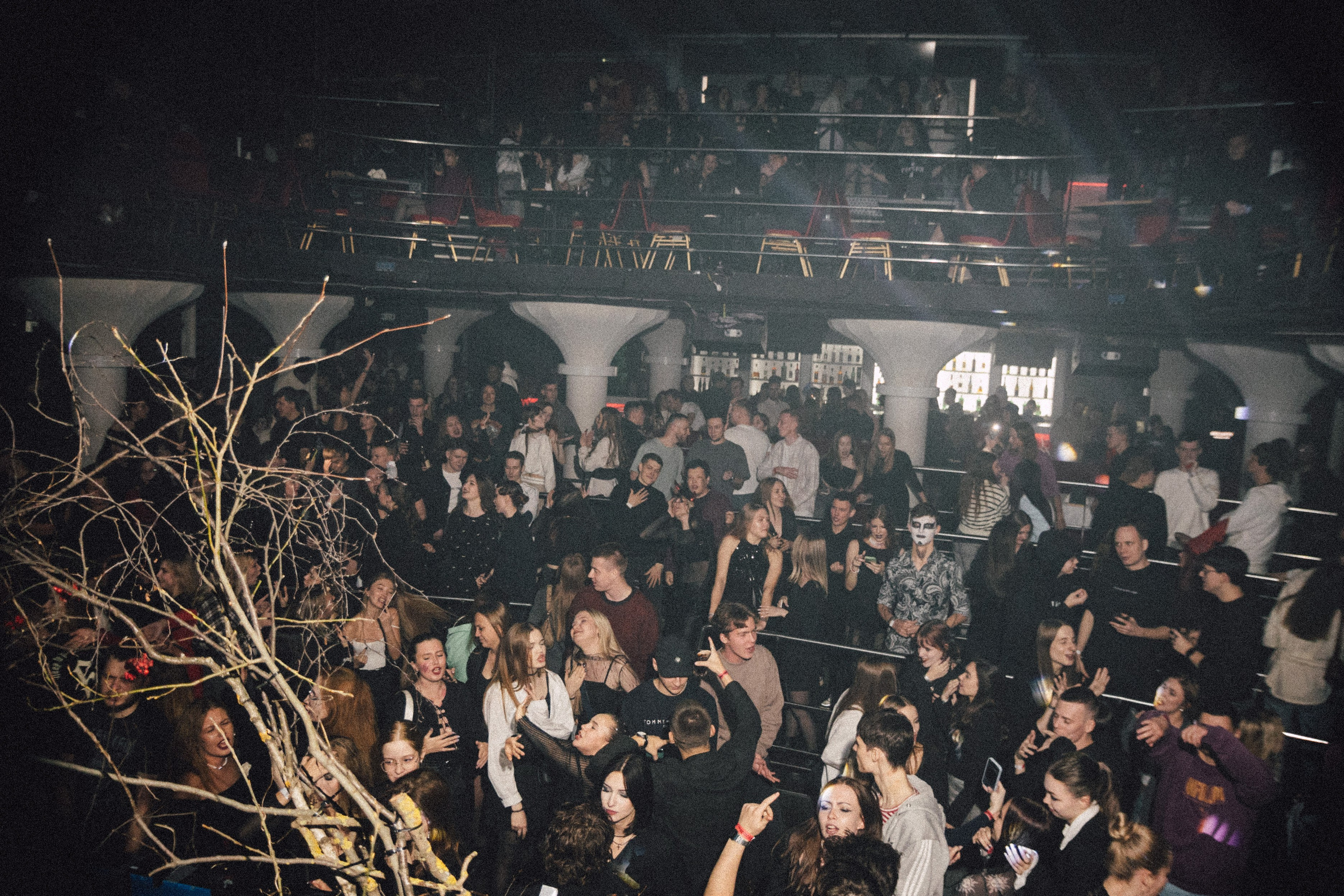 Тусовки. Фотограф Егор Огородов