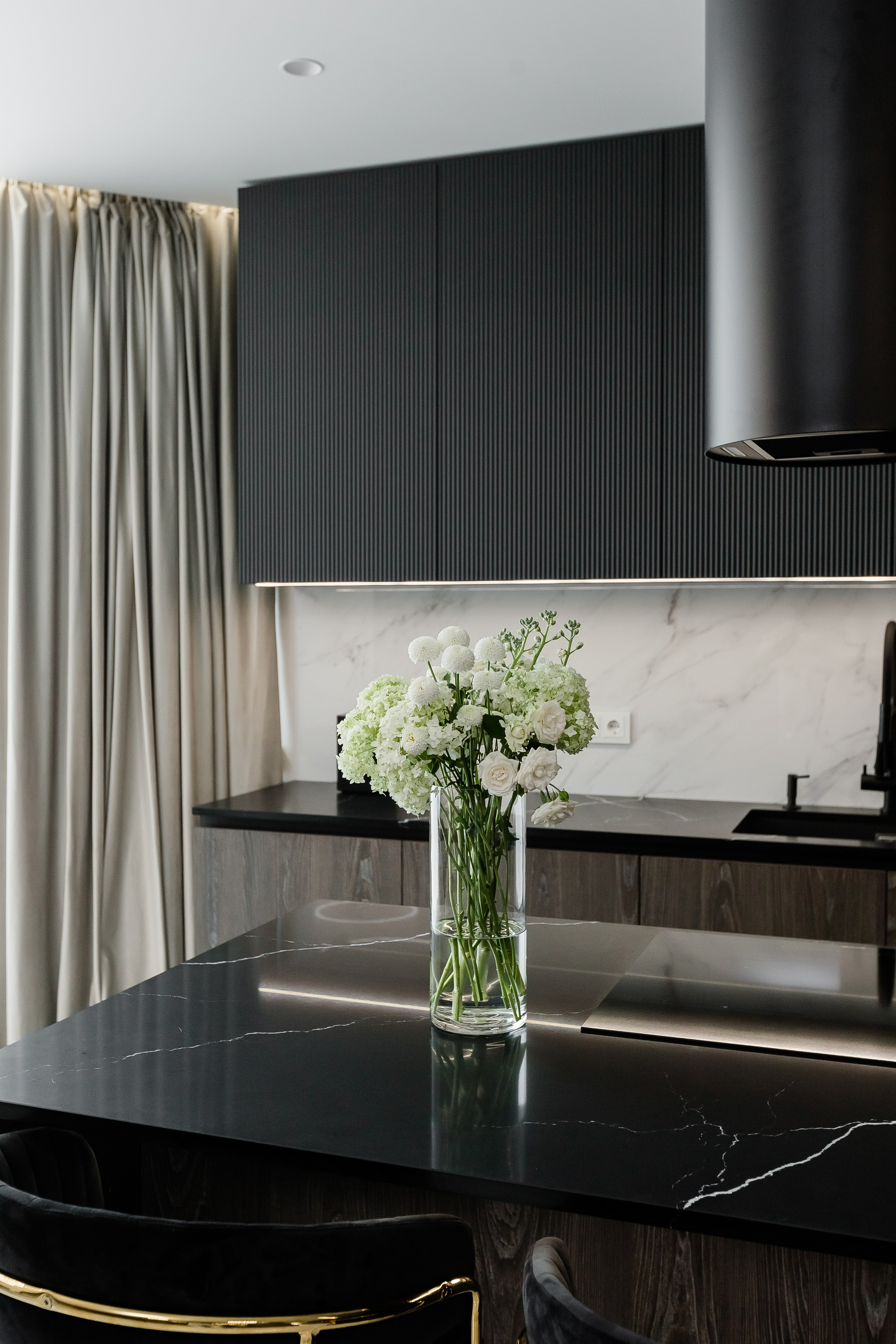 Кухни в стиле лофт — фото реализованных проектов | Prime Мебель. Prime Мебель — кухни на заказ от производителя в Москве и Московской области | Изготовление и дизайн