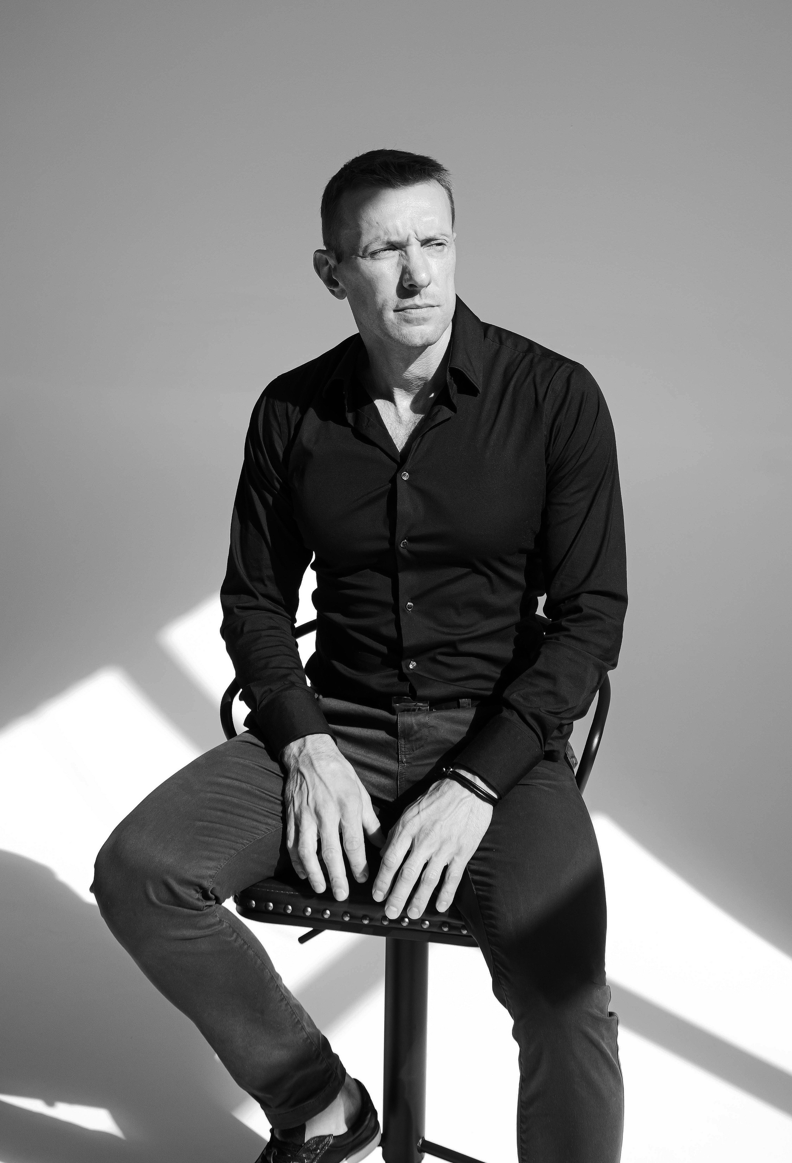 Мужской портрет_ЧБ. Портретный фотограф Ярославль I Натали Чуб