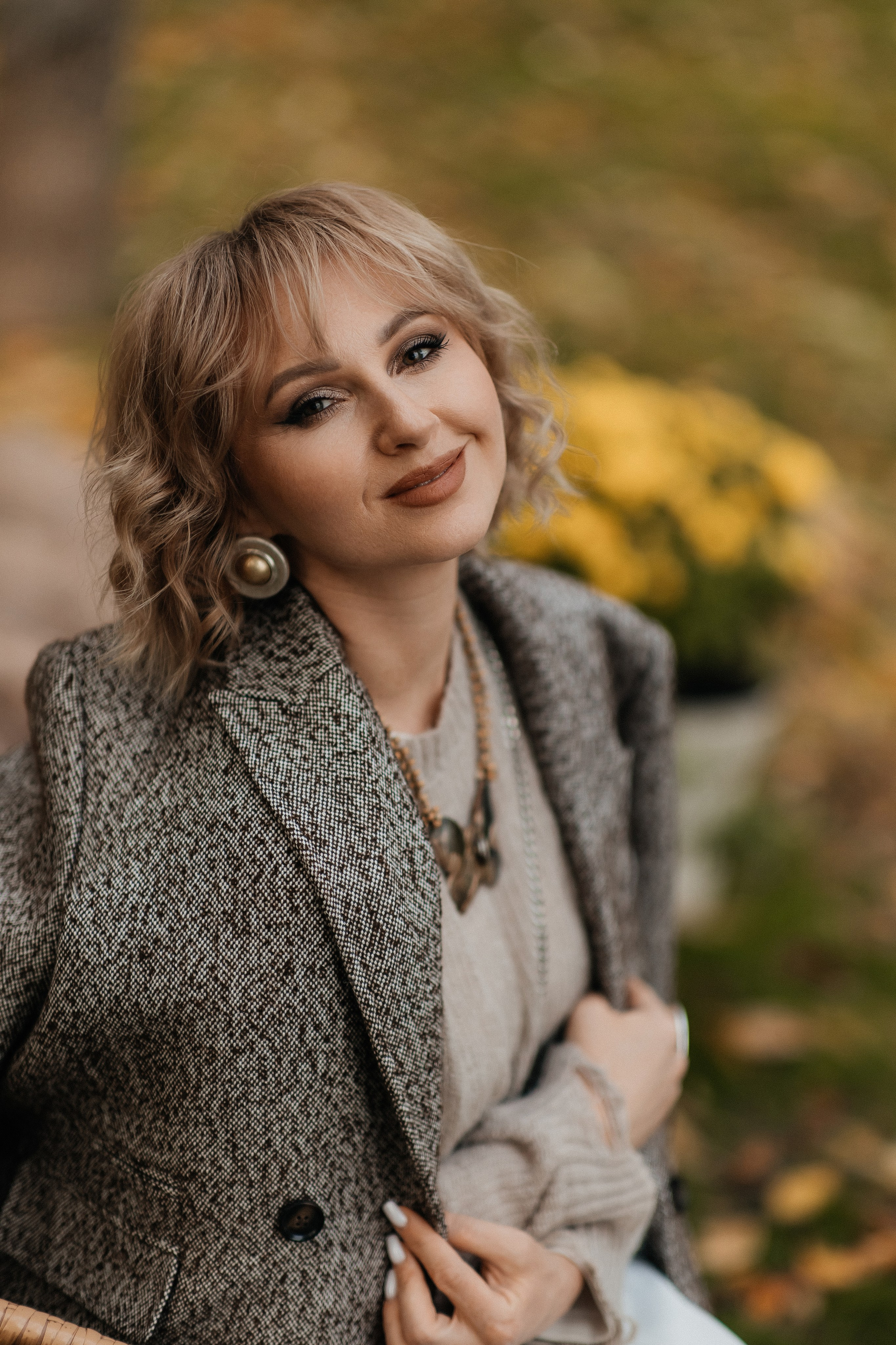 Маша и осень